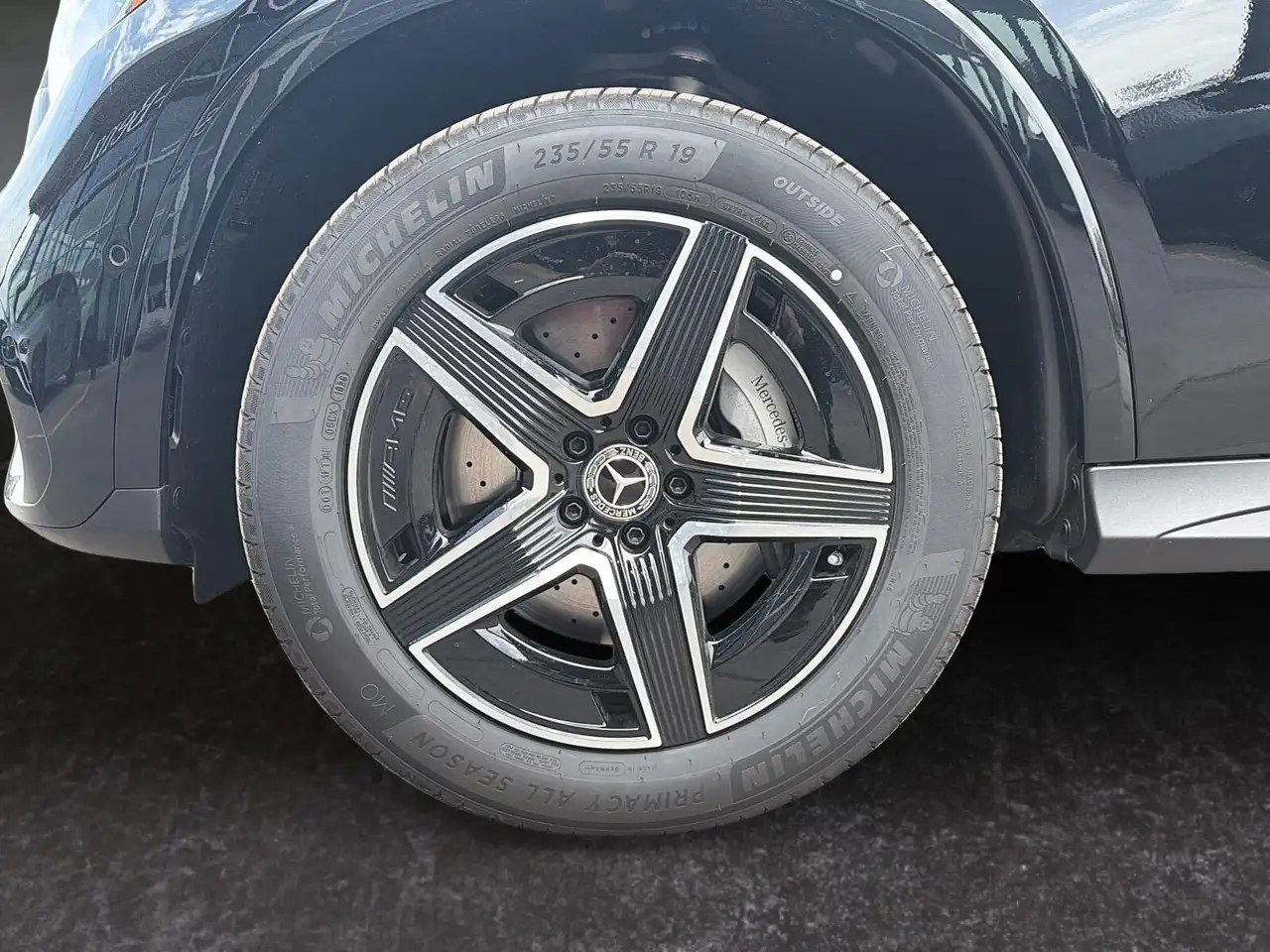 Mercedes-Benz GLC снимка Mercedes-Benz GLC