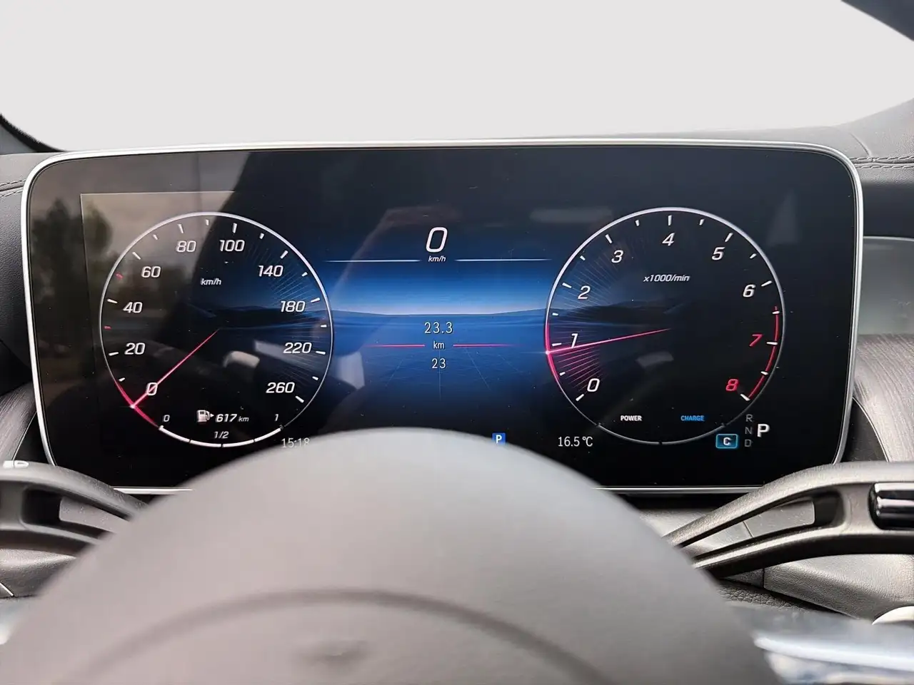 Mercedes-Benz GLC снимка Mercedes-Benz GLC