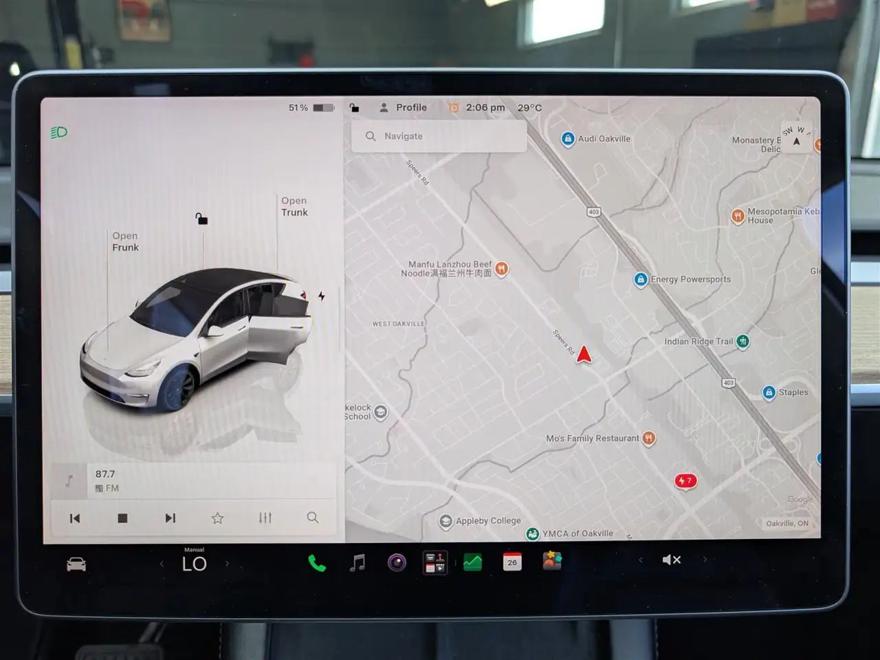 Tesla Model Y снимка Tesla Model Y