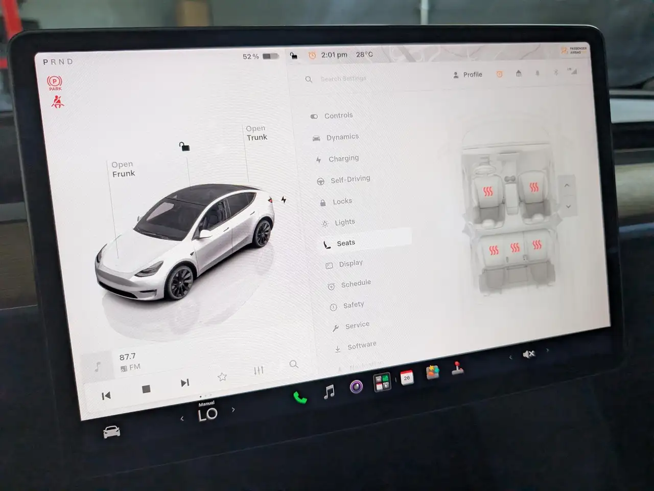 Tesla Model Y снимка Tesla Model Y