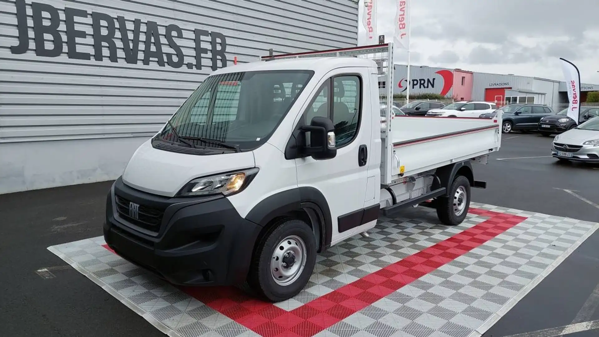 Fiat Ducato 3.5 M H3-POWER 140 CH PACK PRO LOUNGE + BENNE Blanc - 2