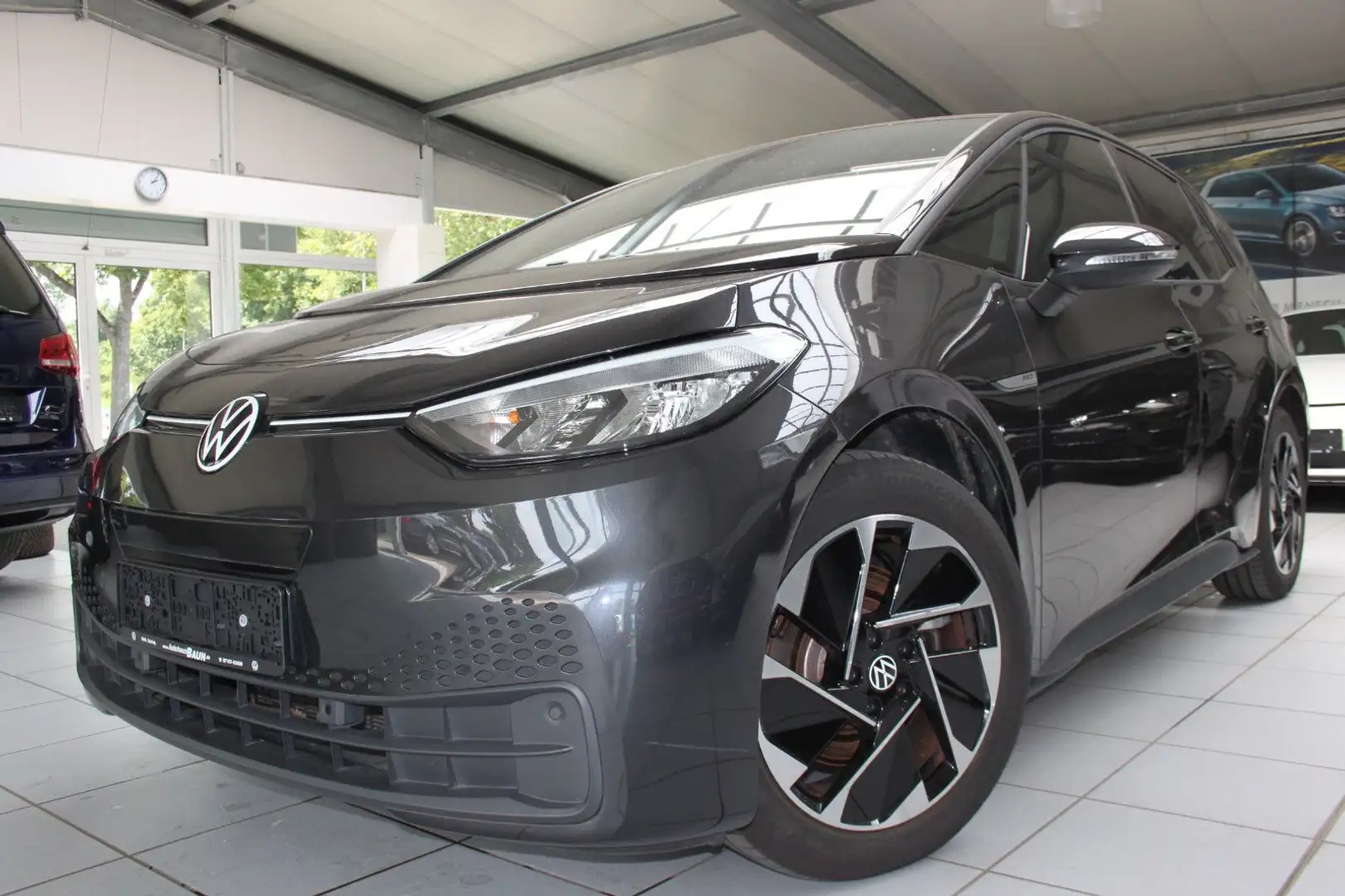 Volkswagen ID.3 PRO/PERF/NAVIPRO/ACC/STZHZ/ALU18"/LED/APP/D Gris - 2