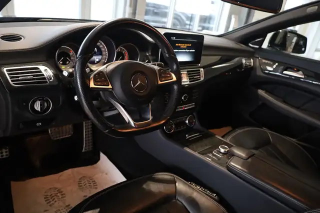 Mercedes-Benz CLS view 17