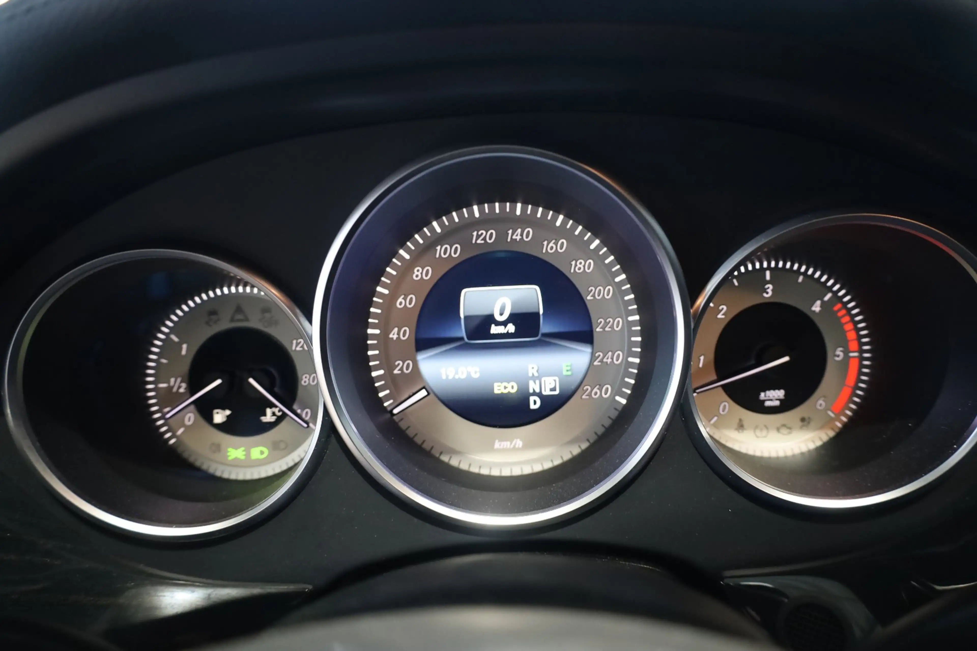 Mercedes-Benz CLS 350 d 4Matic Sport-Paket* AMG-Line — photo 20