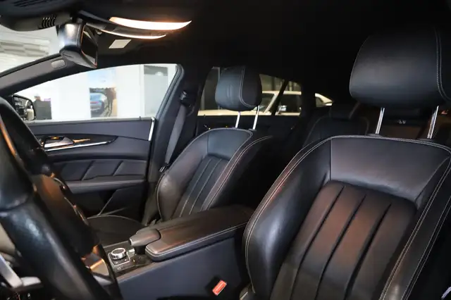 Mercedes-Benz CLS view 16
