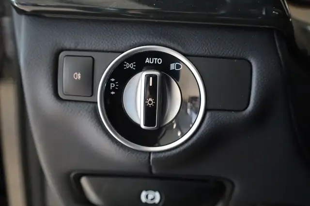 Mercedes-Benz CLS view 19