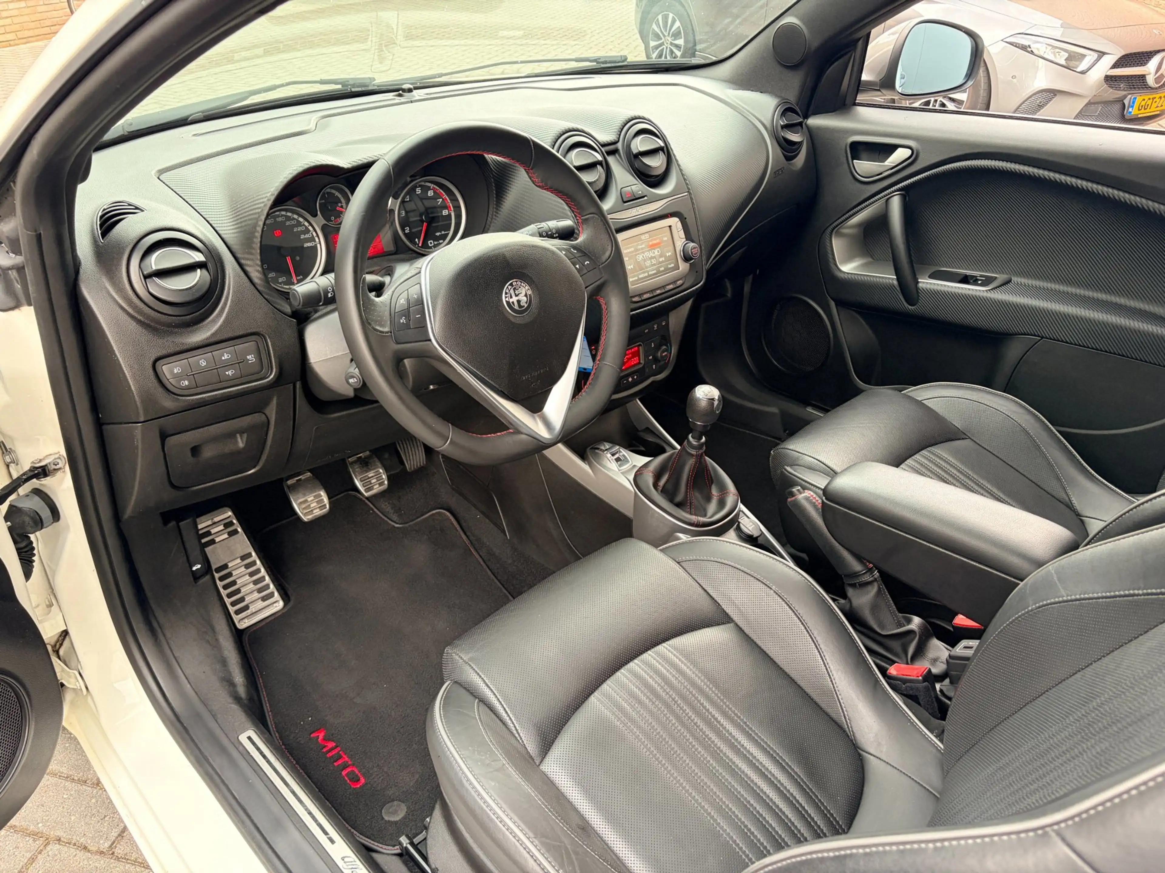 Alfa Romeo MiTo 0.9 TwinAir ECO Super — photo 9