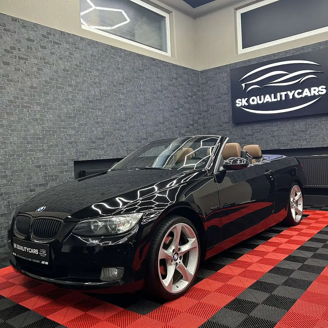 BMW 320 i Cabrio Schwarz - 1