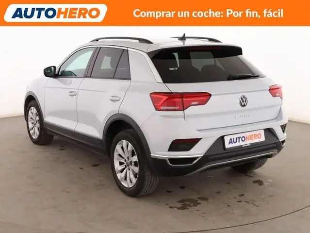 Volkswagen T-Roc view 4