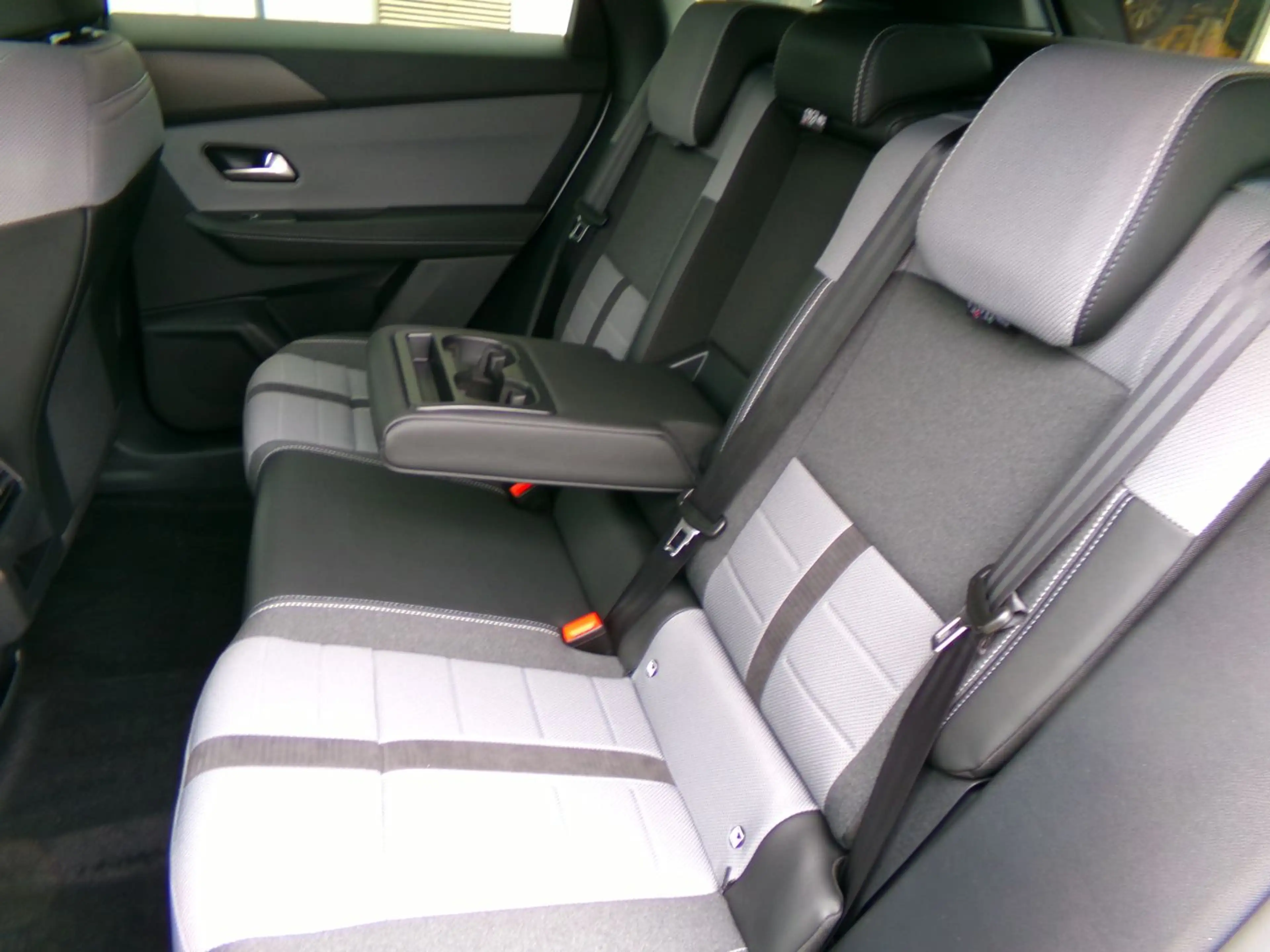 Opel Grandland GS 1.2 DKG 145PS ,Rückfahrkamera,Parksensor,Sitz+L — photo 14