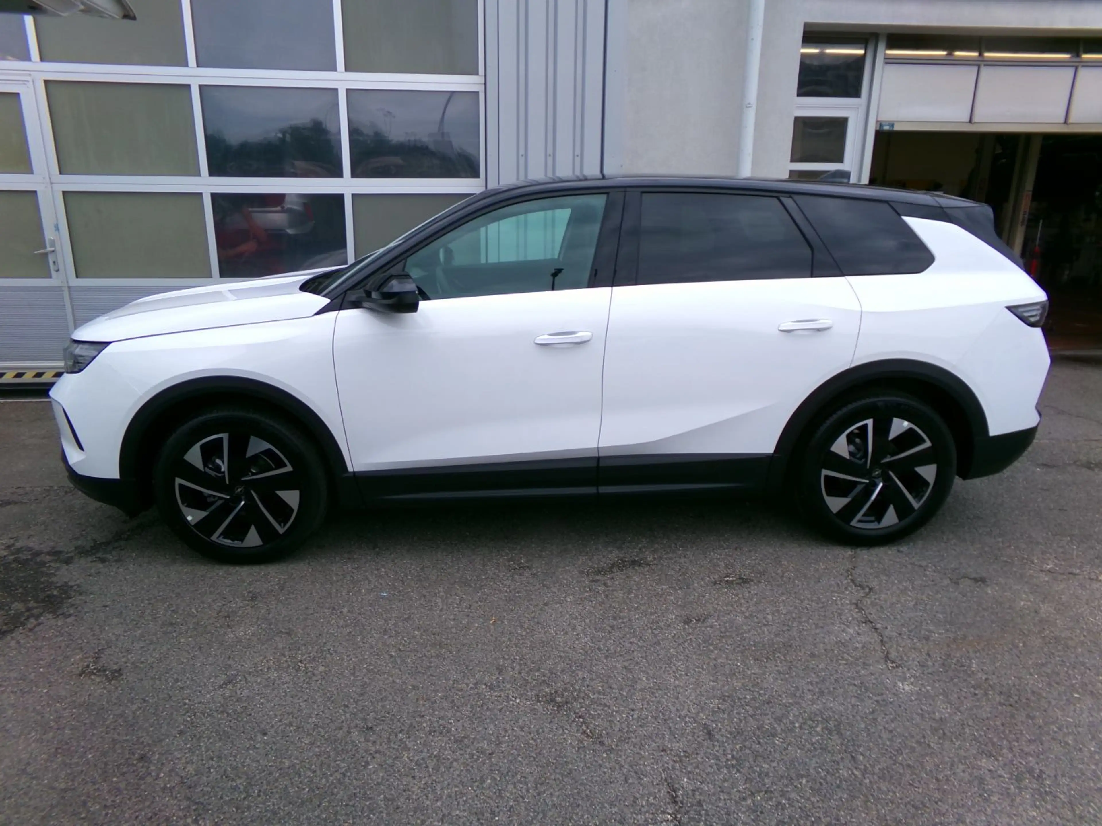Opel Grandland GS 1.2 DKG 145PS ,Rückfahrkamera,Parksensor,Sitz+L — photo 2