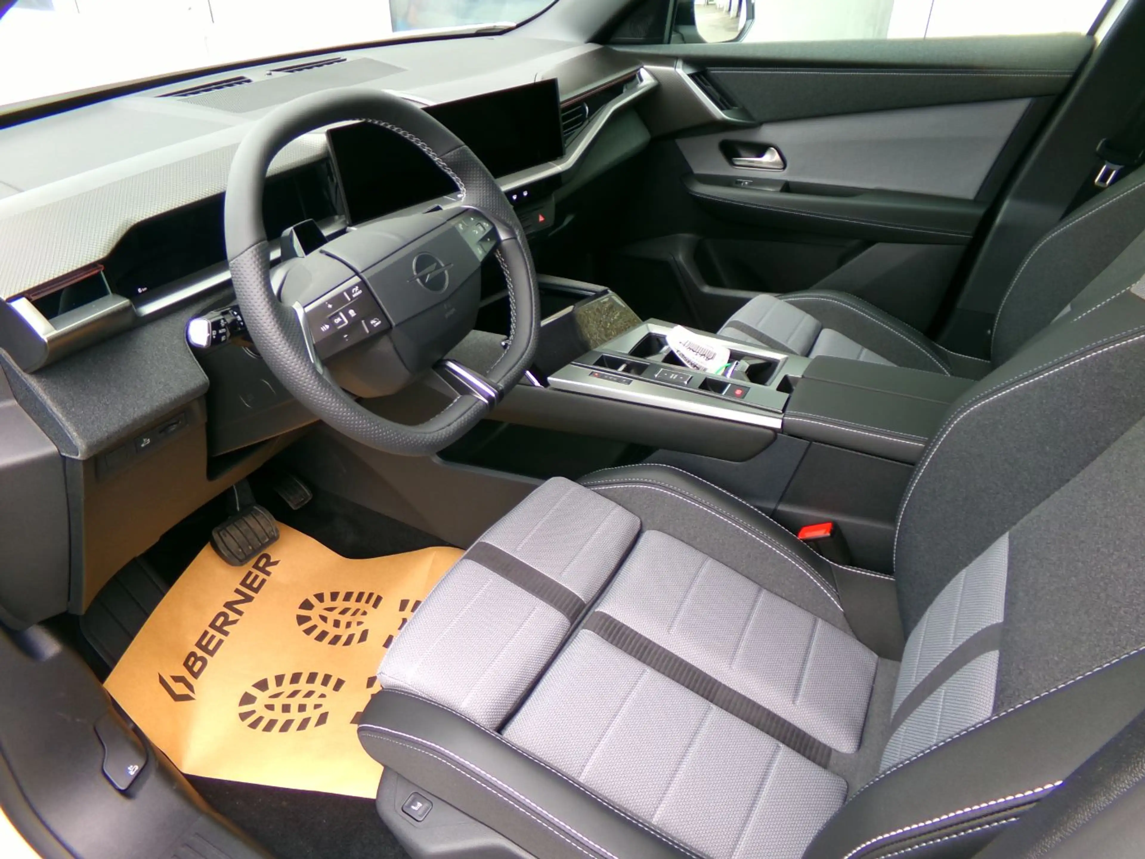 Opel Grandland GS 1.2 DKG 145PS ,Rückfahrkamera,Parksensor,Sitz+L — photo 9