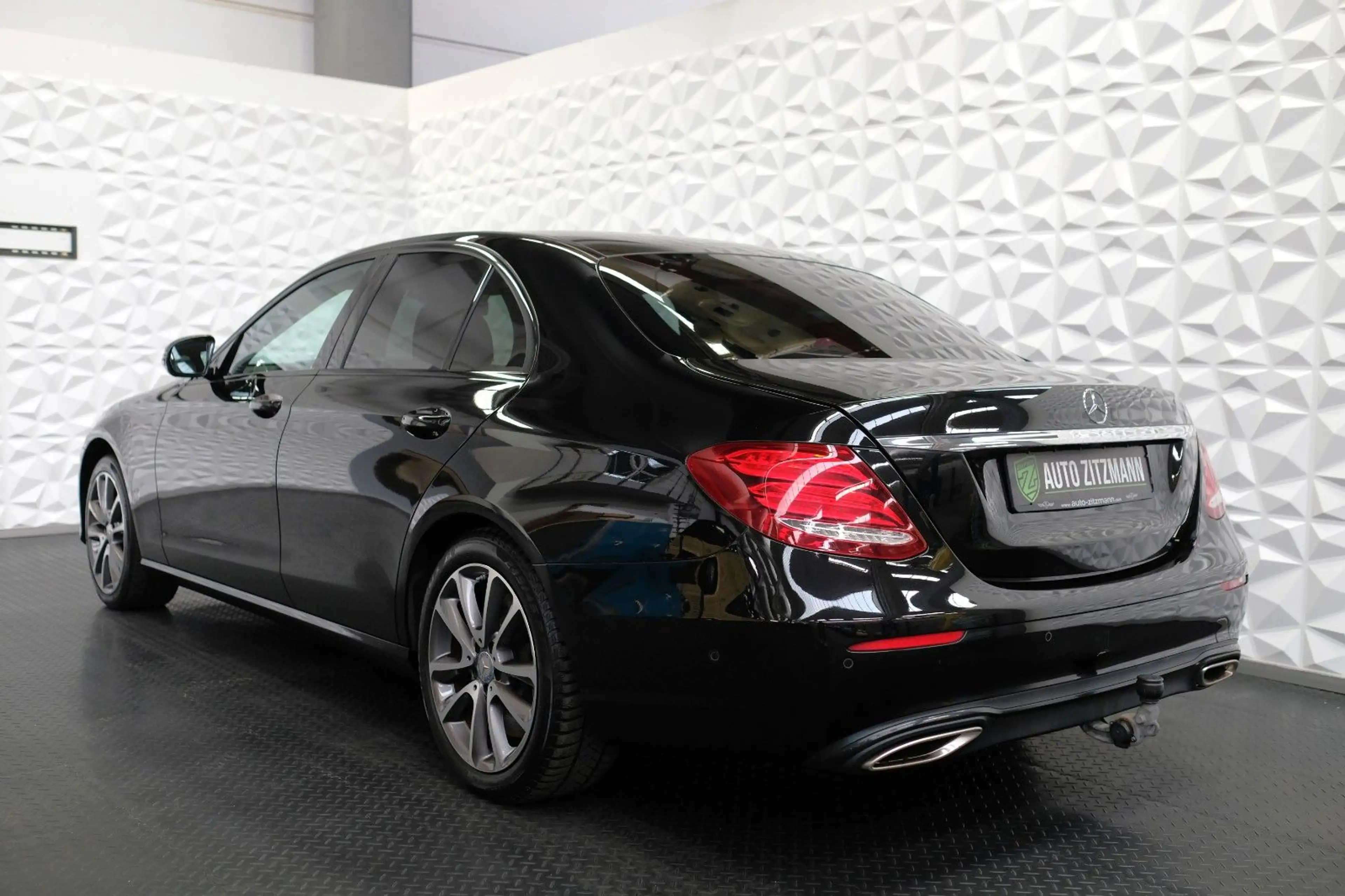 Mercedes-Benz E 400 E400 4Matic Avantgarde/MBEAM/MASSAGE/PANO/BURMES — photo 6