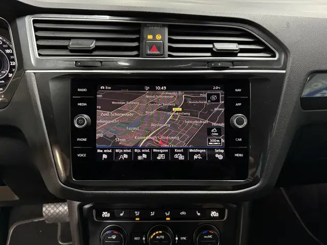 Volkswagen Tiguan view 8