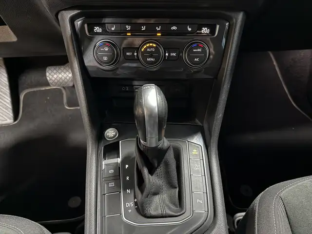 Volkswagen Tiguan view 10