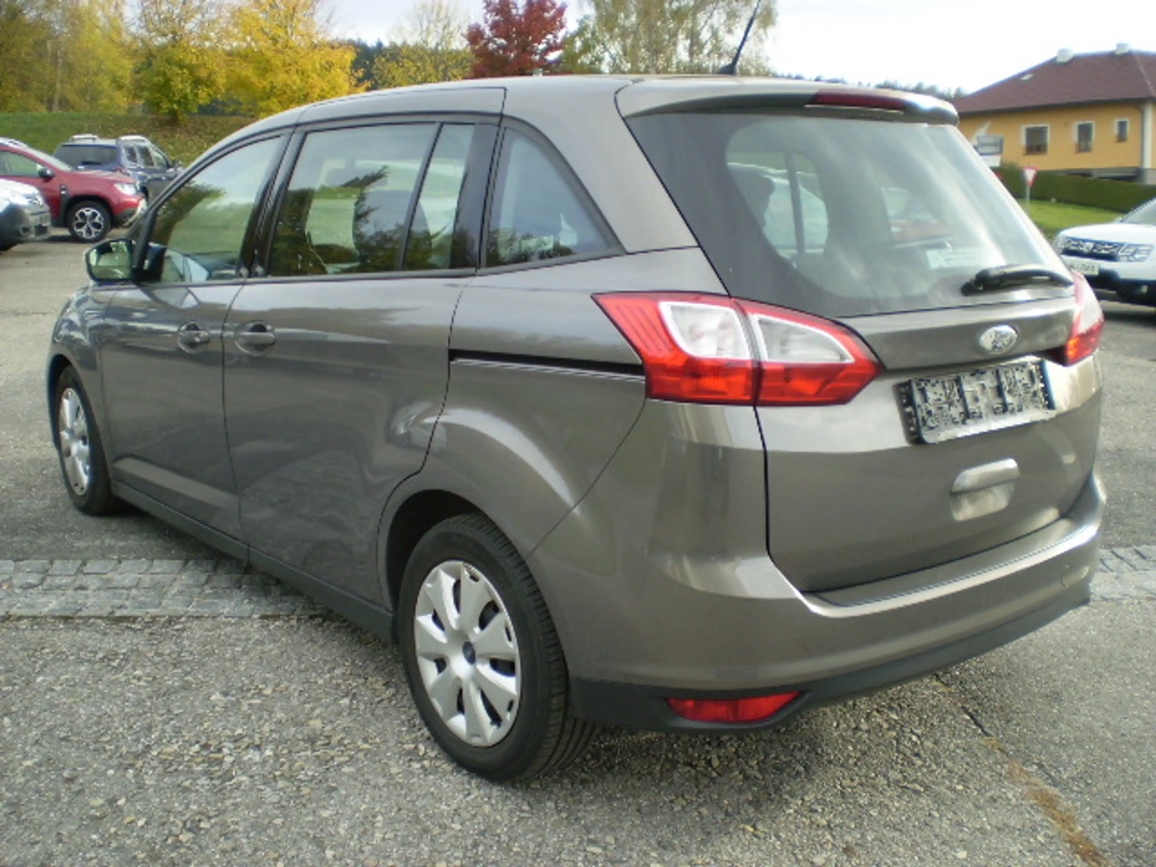 Ford Grand C-Max 7 Sitzer Trend — photo 5
