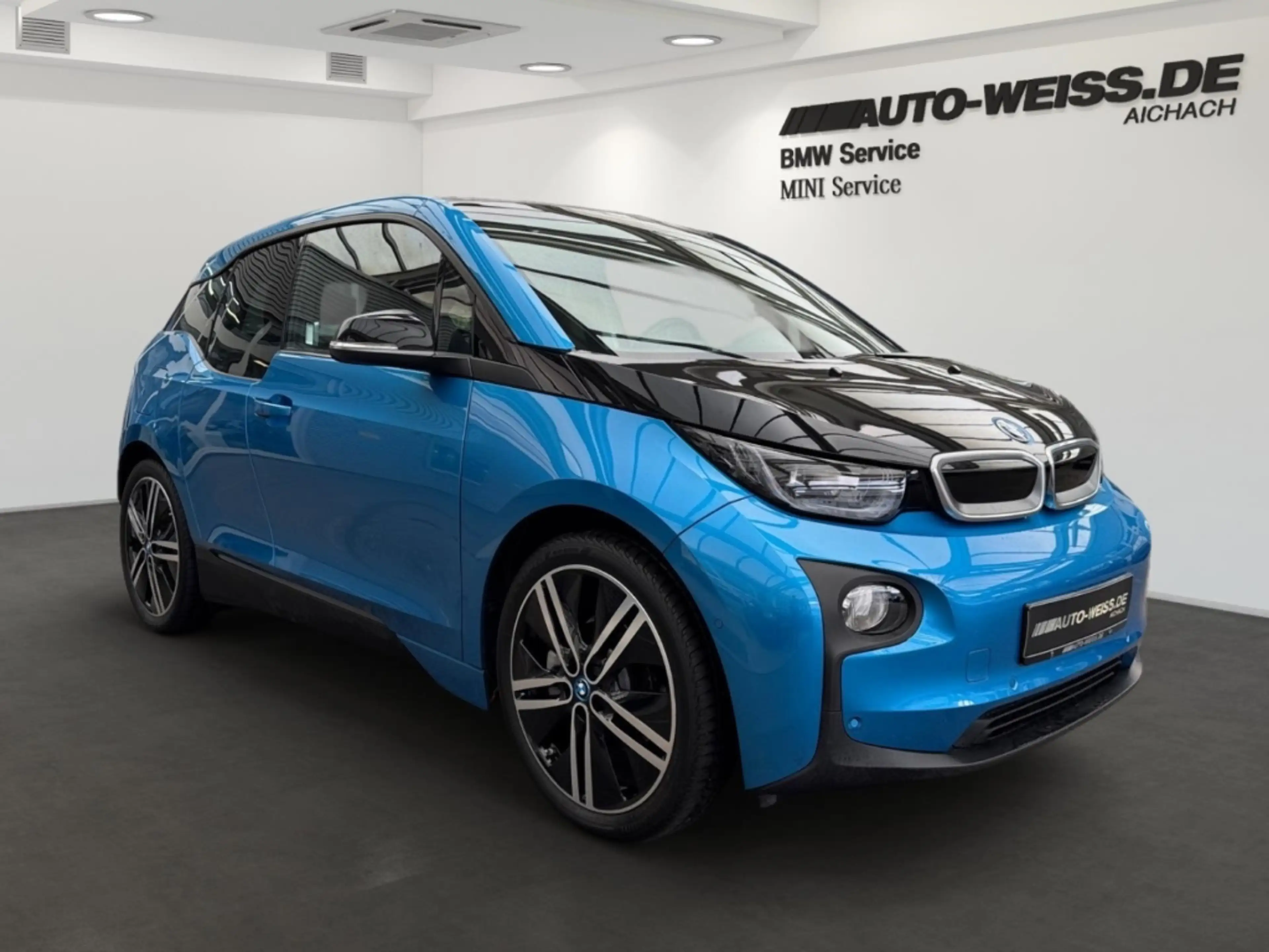 BMW i3 94Ah SUITE+LEDER+PANO+LED+NAVI-PRO+SHZ+PDC+ — photo 3