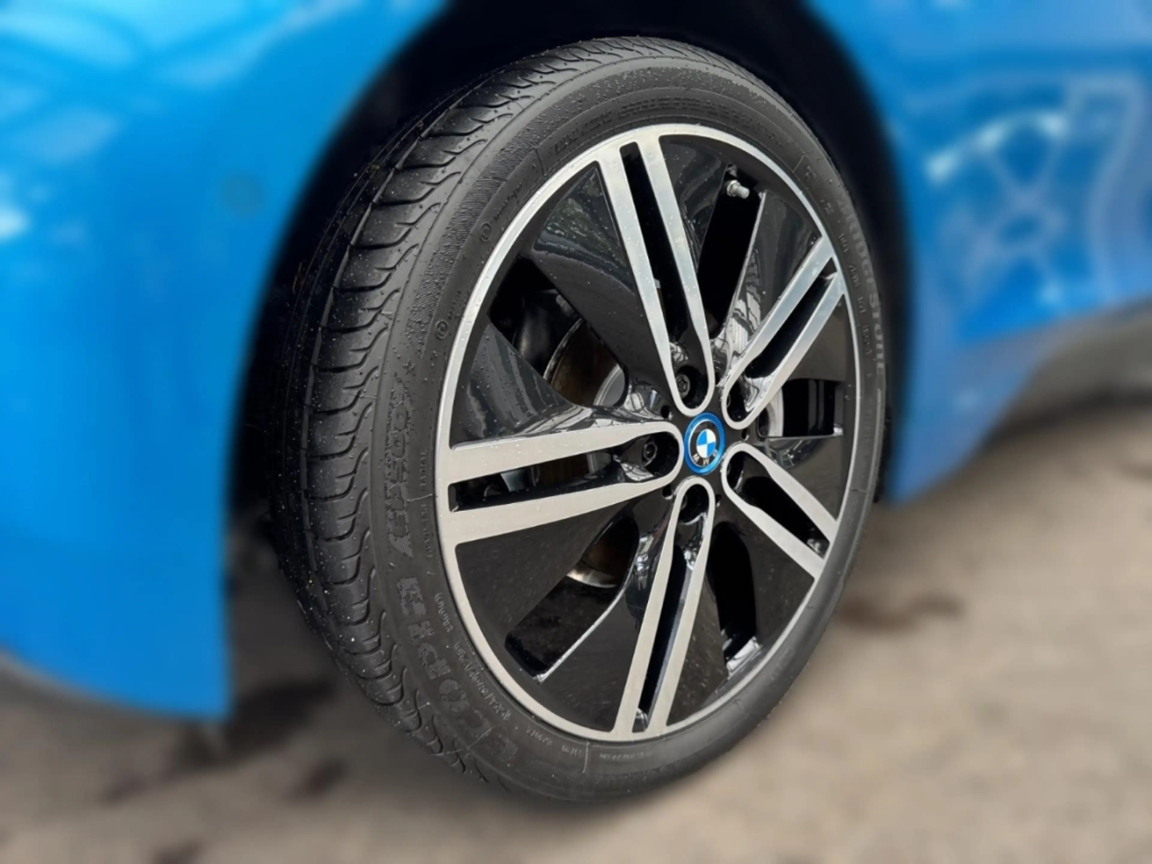 BMW i3 94Ah SUITE+LEDER+PANO+LED+NAVI-PRO+SHZ+PDC+ — photo 13