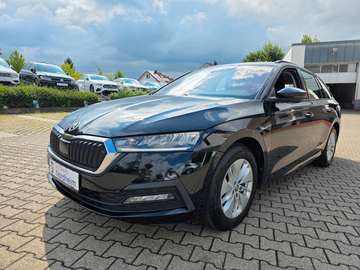 Combi 2.0 TDI Ambition ACC/LED/Navi