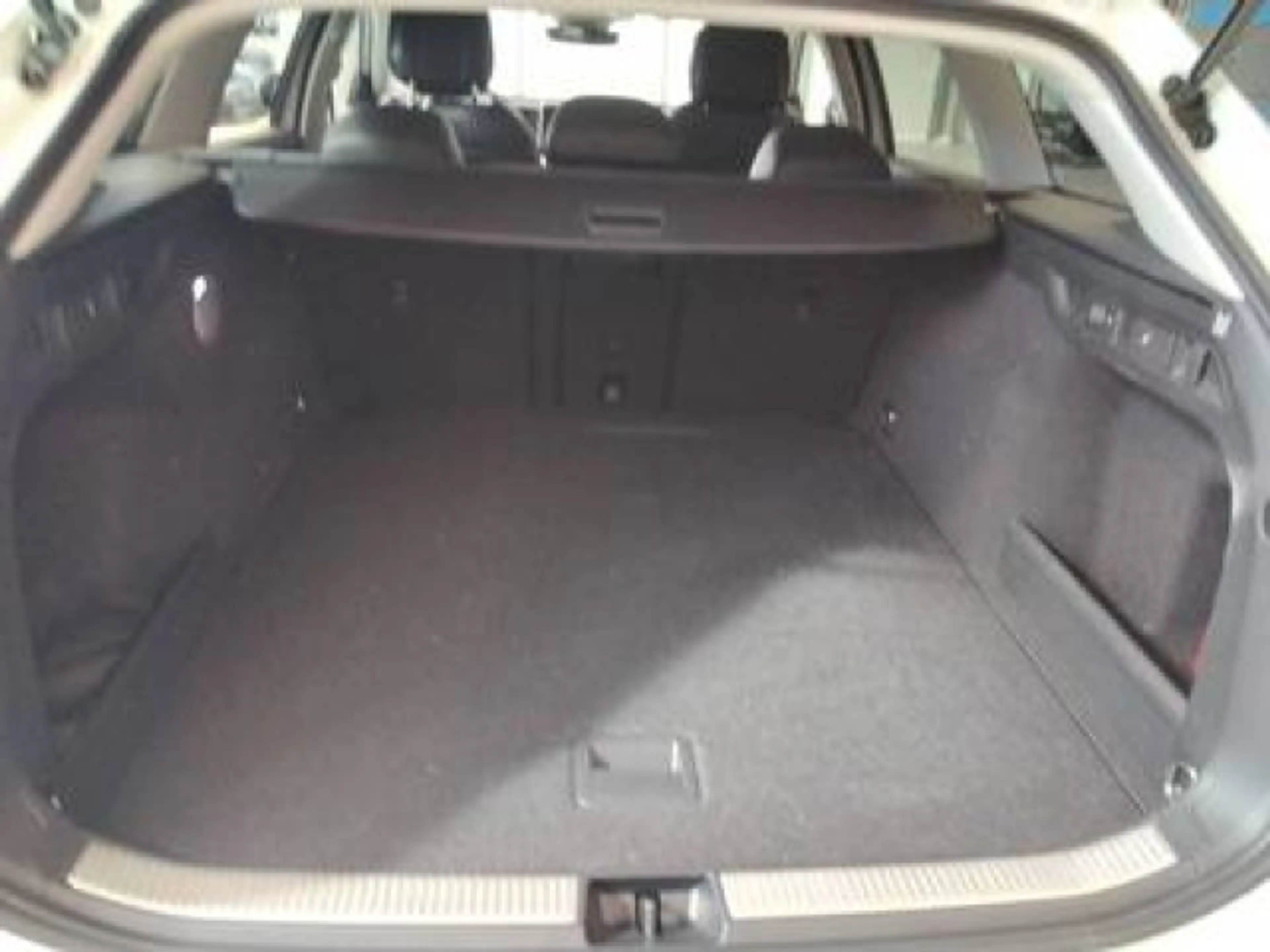 Volkswagen Passat Variant Business 1.5 eTSI AHK 360°KAM NAV — photo 5