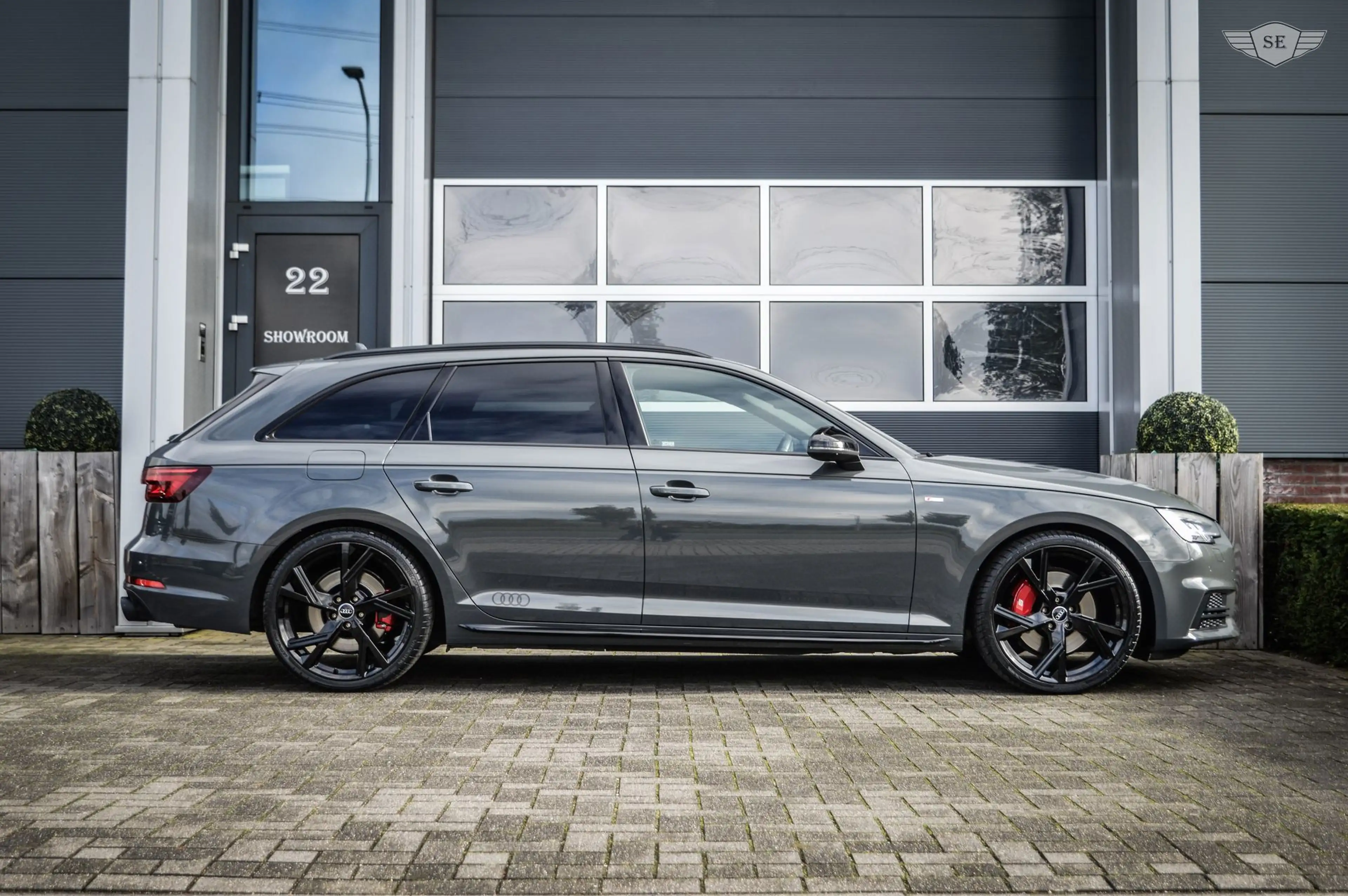 Audi A4 Avant 2.0 TFSI|QUATTRO|SPORT|S-LINE BLACK EDITION| — photo 3