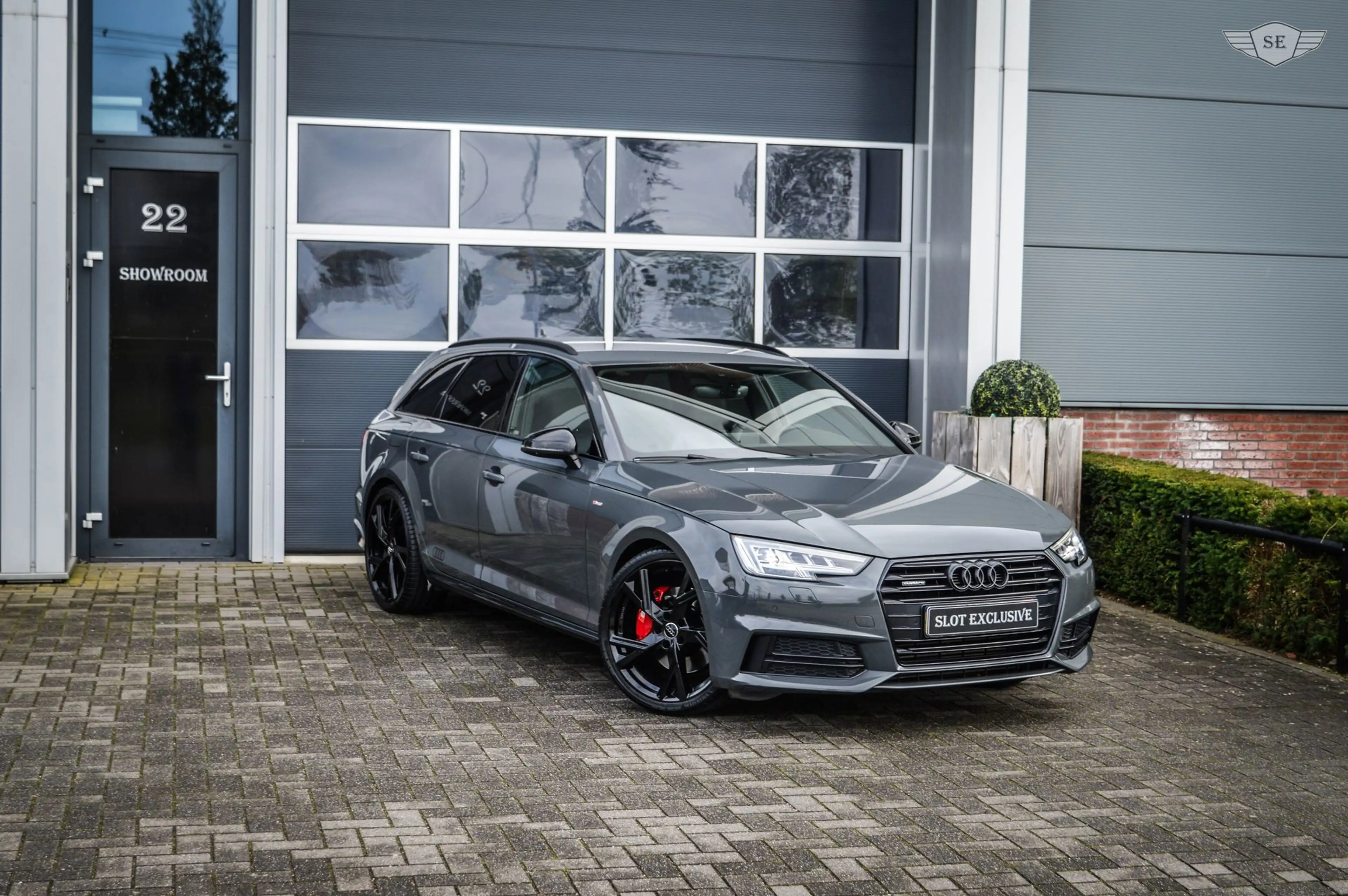Audi A4 Avant 2.0 TFSI|QUATTRO|SPORT|S-LINE BLACK EDITION| — photo 2