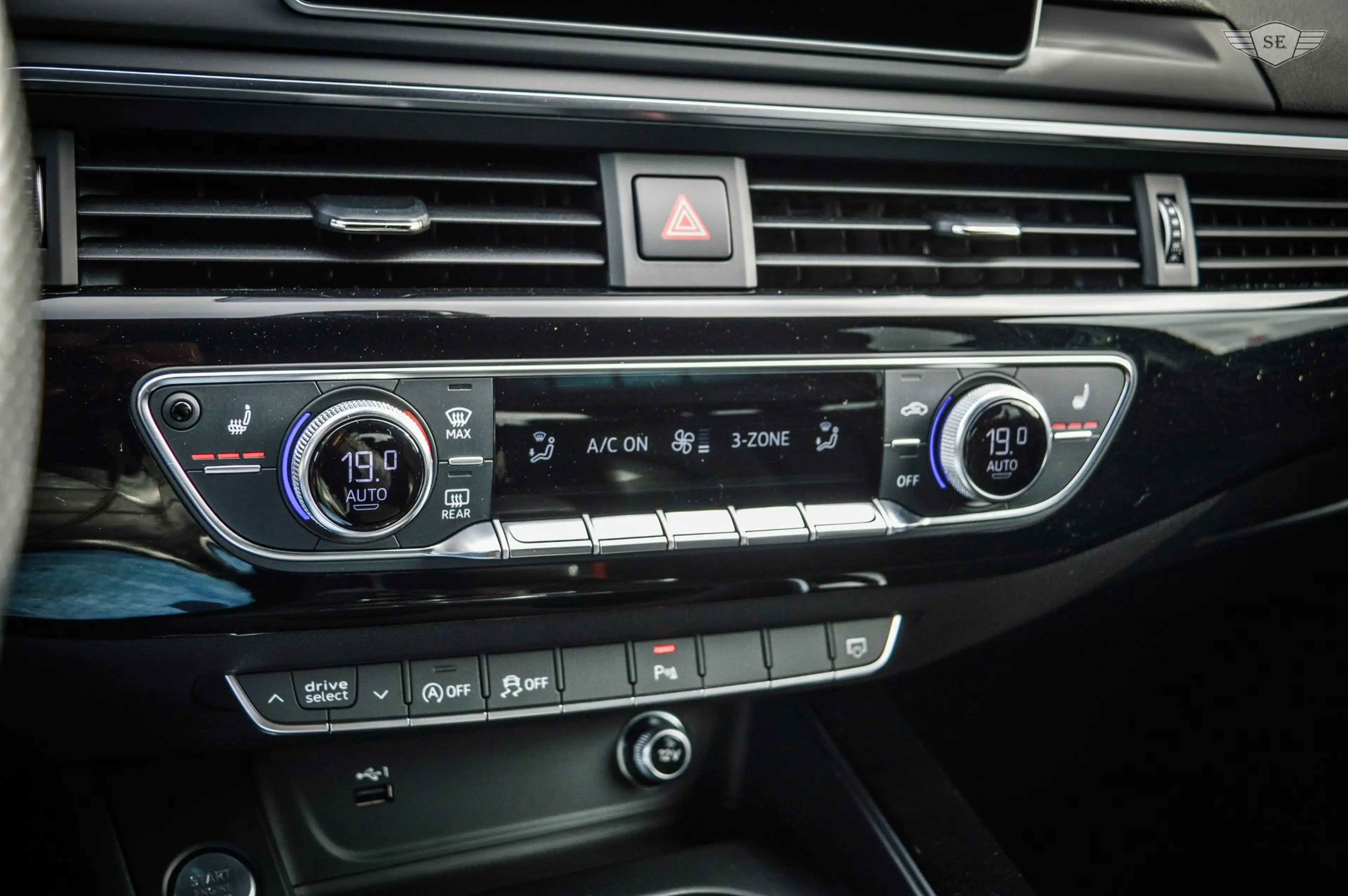 Audi A4 Avant 2.0 TFSI|QUATTRO|SPORT|S-LINE BLACK EDITION| — photo 41