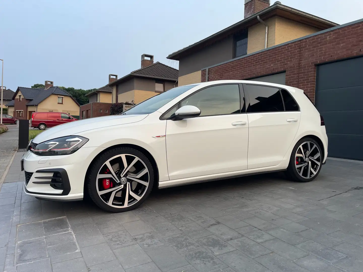 Volkswagen Golf GTI Golf GTI (BlueMotion Technology) DSG Performance White - 1