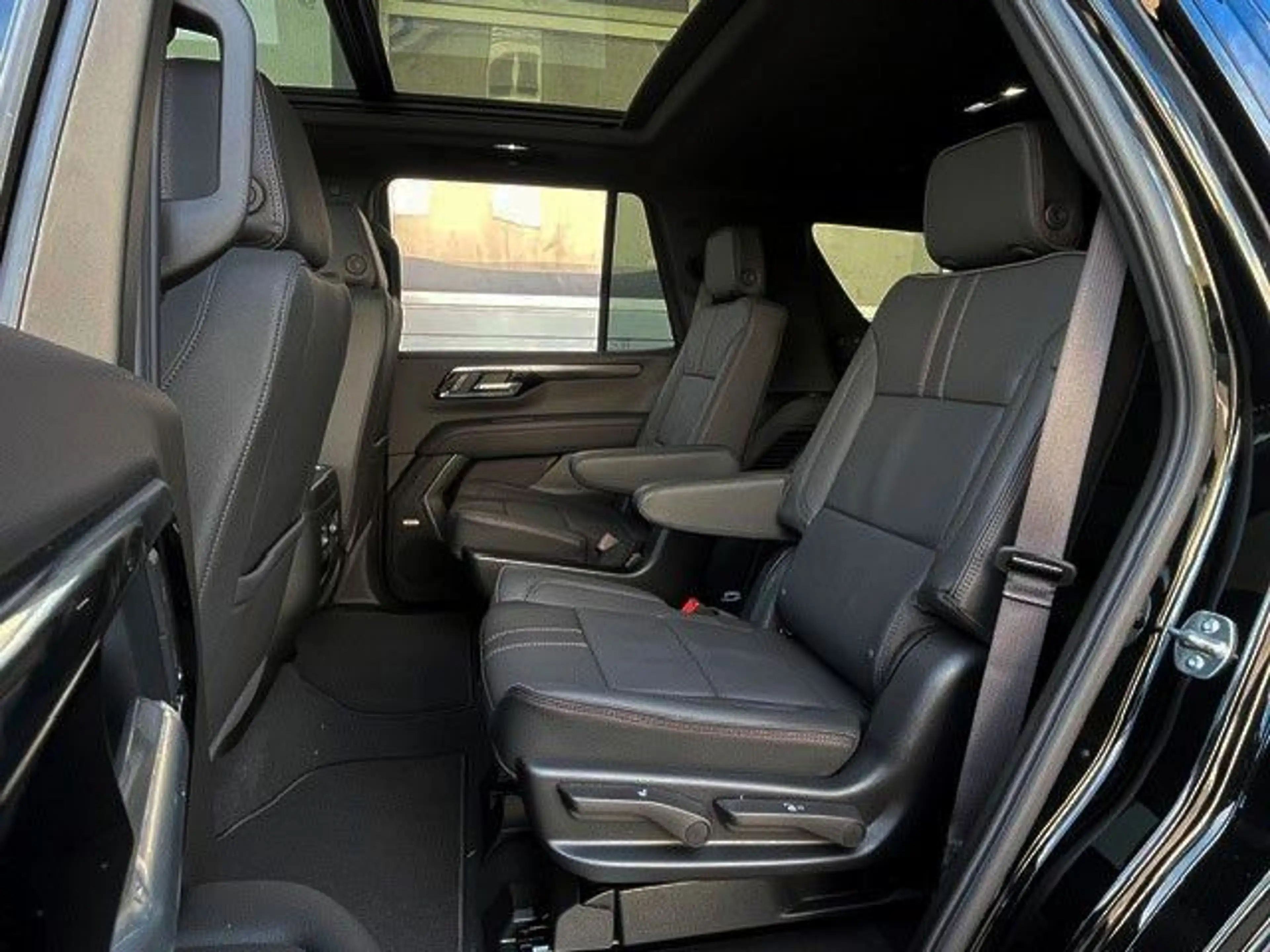 Chevrolet Tahoe RST 6.2l V8 24" Räder-Einzelsitze MY 26 — photo 9