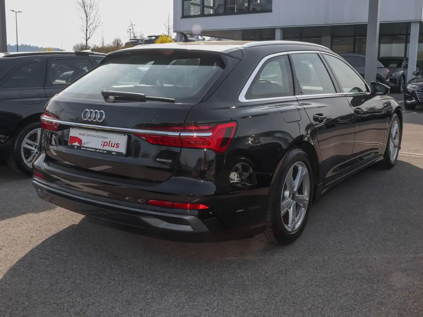 Audi A6 Avant S-line 40TDI quattro KAMERA+MATRIX+PANO Schwarz - 2