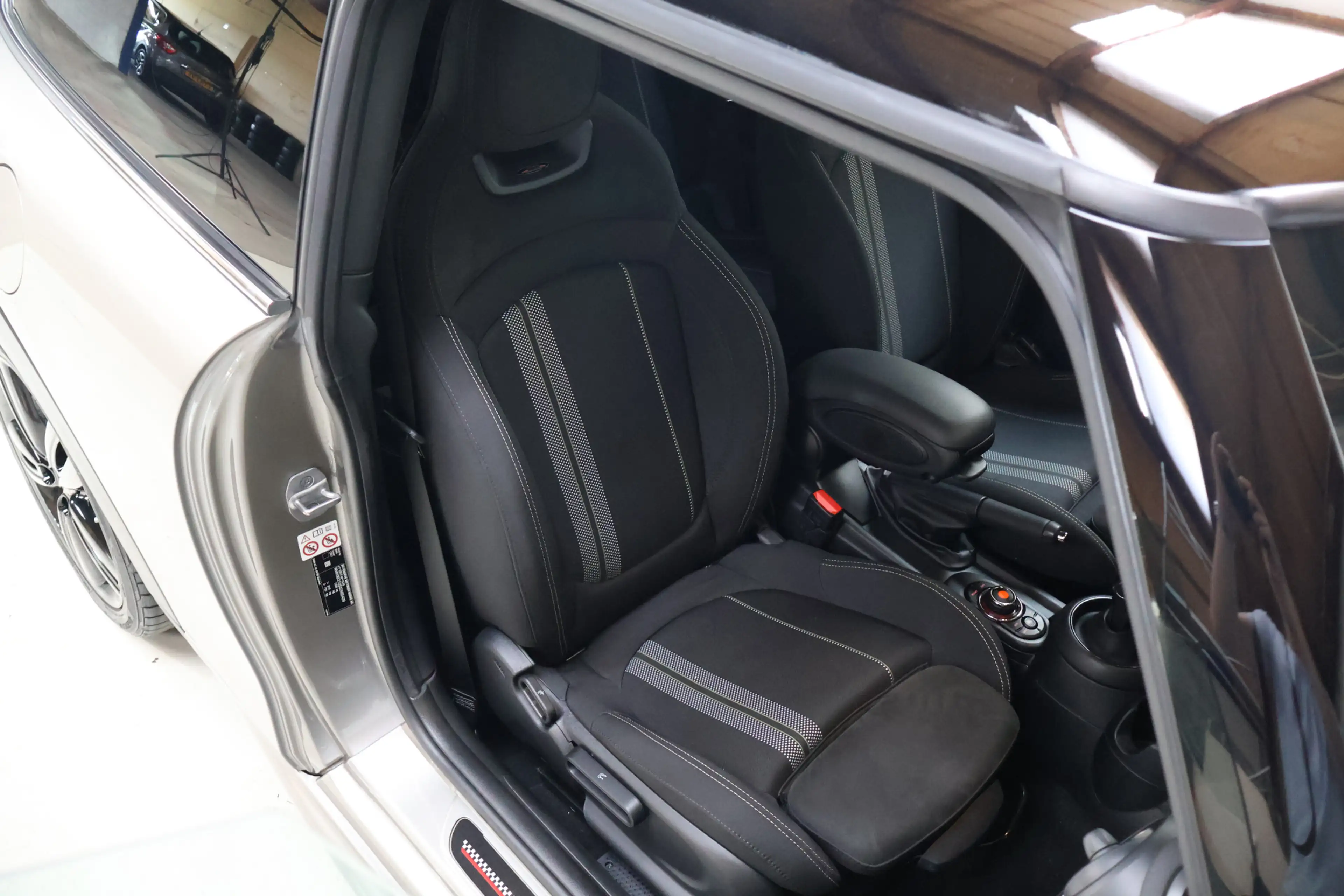 MINI John Cooper Works 3-Deurs 1.5 JCW | Keyless | H&K | Sfeerverlichting — photo 15