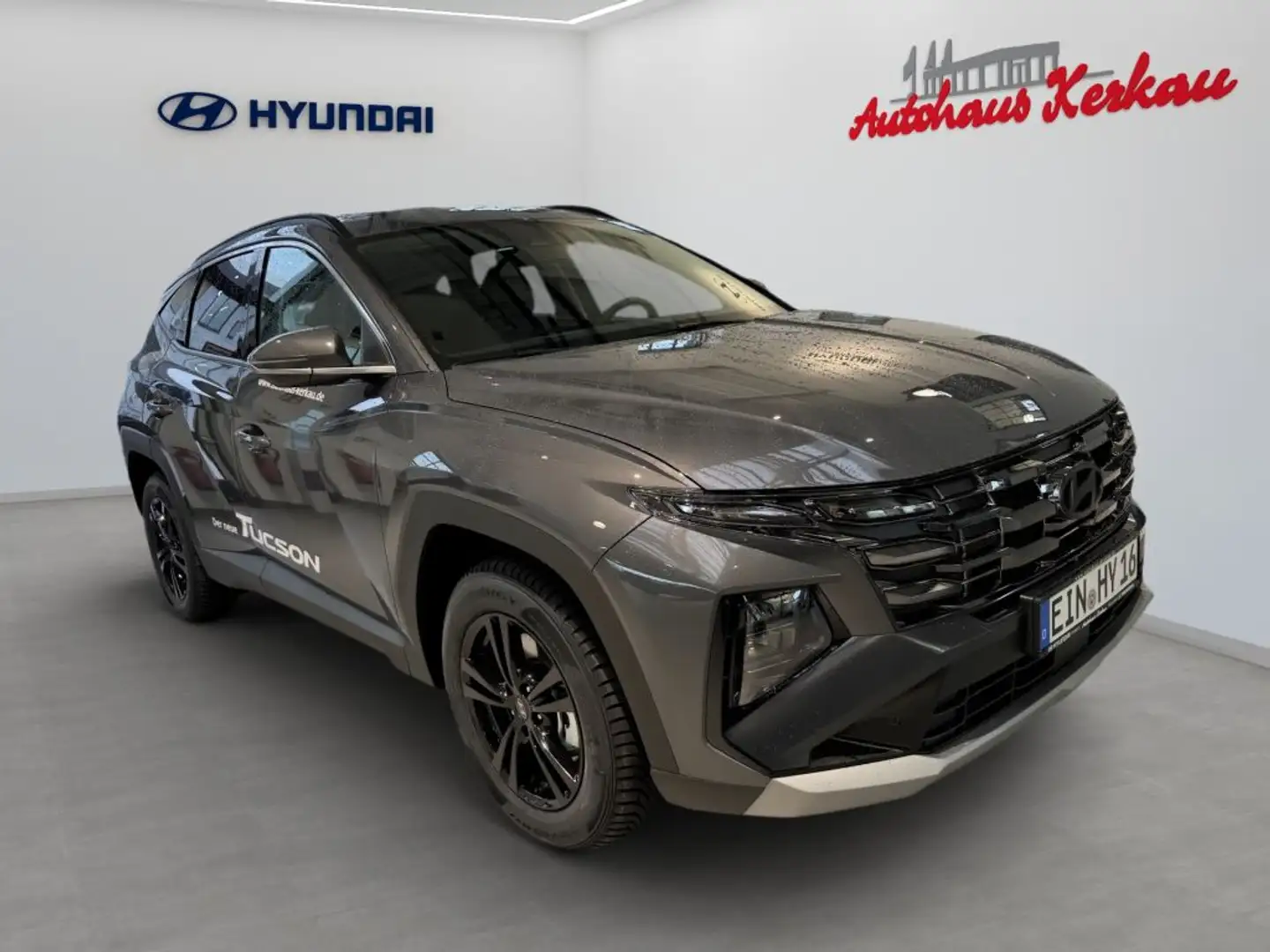 Hyundai TUCSON 1.6 T-GDi 48V-Hybrid 2WD DCT Trend Dienstwagen Grey - 2