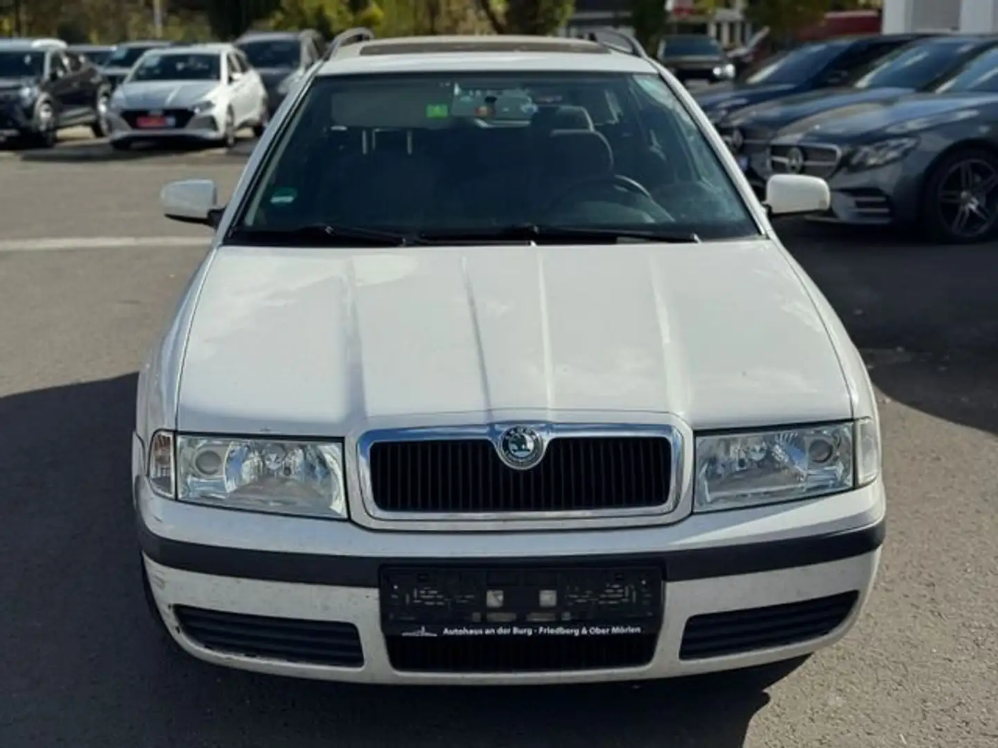 Skoda Octavia Ambiente Weiß - 2