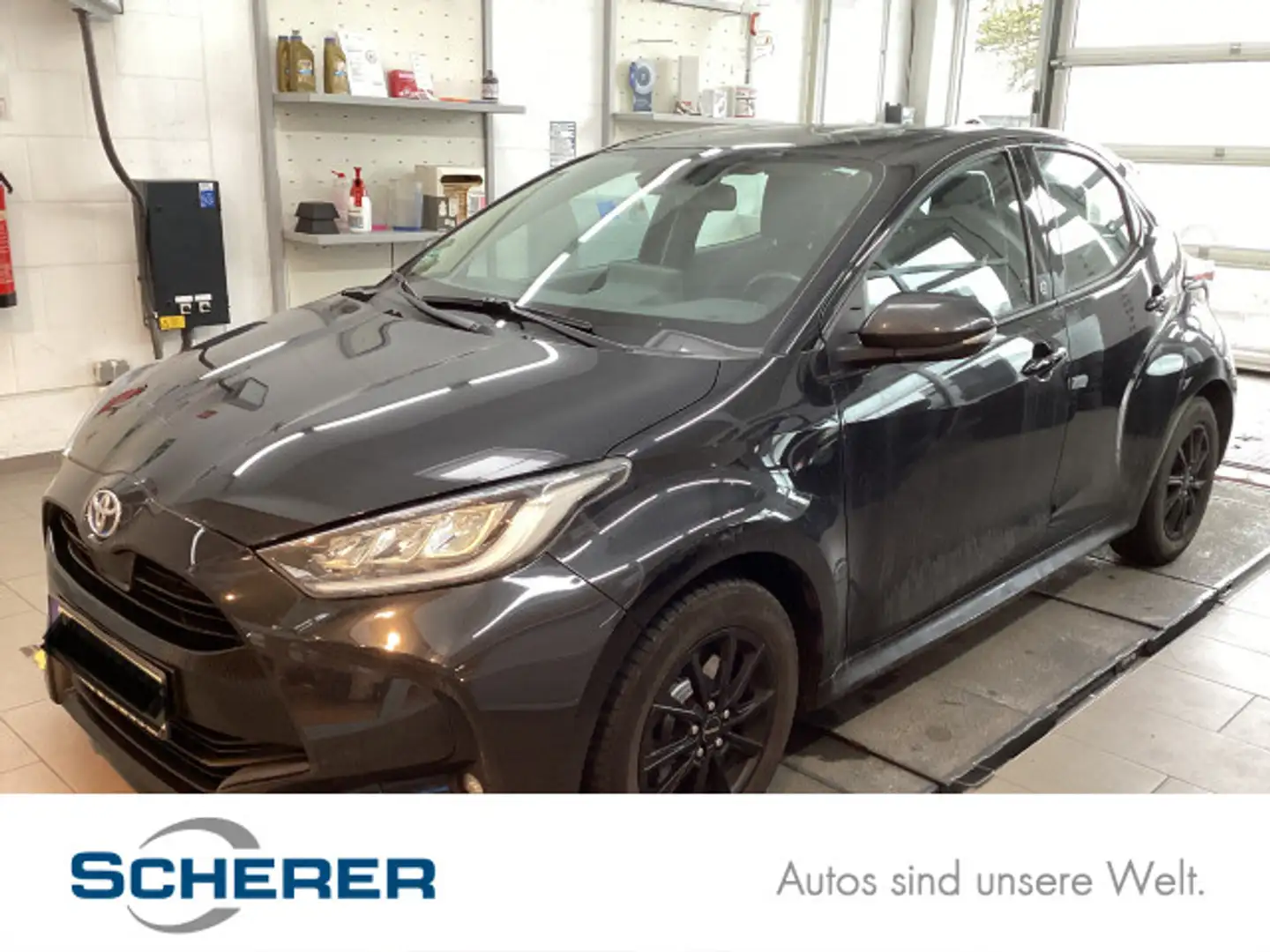 Toyota Yaris Team Deutschland 1.5, VVT-i, RÜCKFAHRKAMER Noir - 1