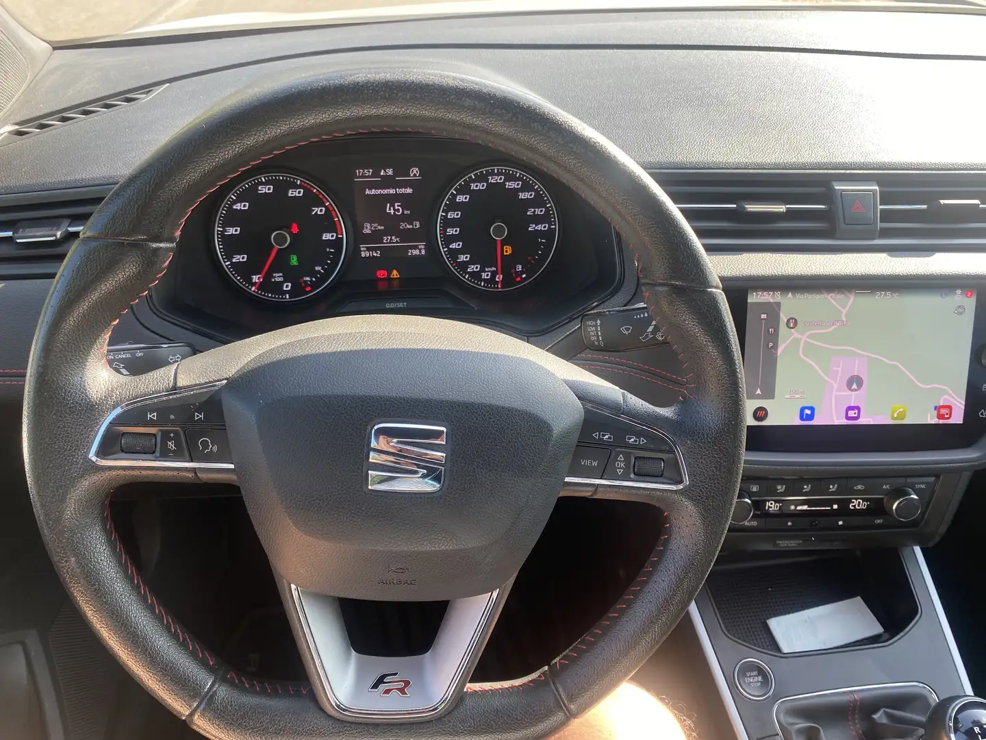 SEAT Arona 1.0 tgi FR 90cv - 1