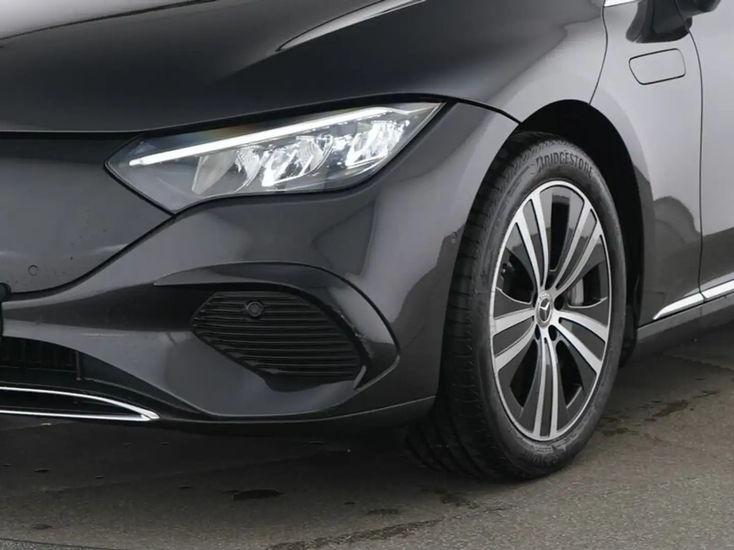 Mercedes-Benz EQE 300 EQE 300 *DISTRONIC*MEMORY*KEYLESS*AMBI*DAB*LED* Grau - 2