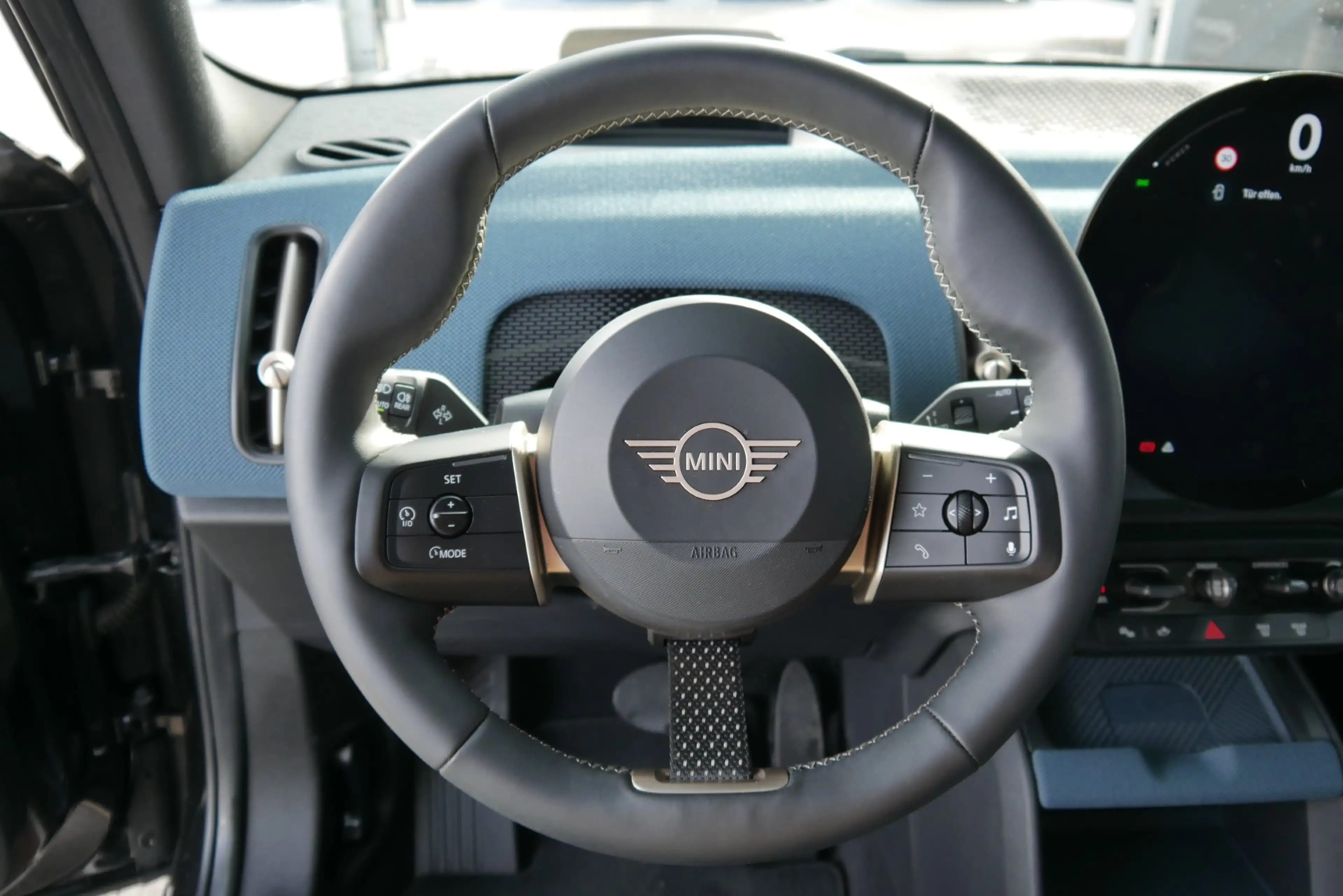 MINI Countryman C *Paket XL/HUD/Pano/AHK/JCW Sitz/Lenkradhzg./Memorysitz* — photo 15