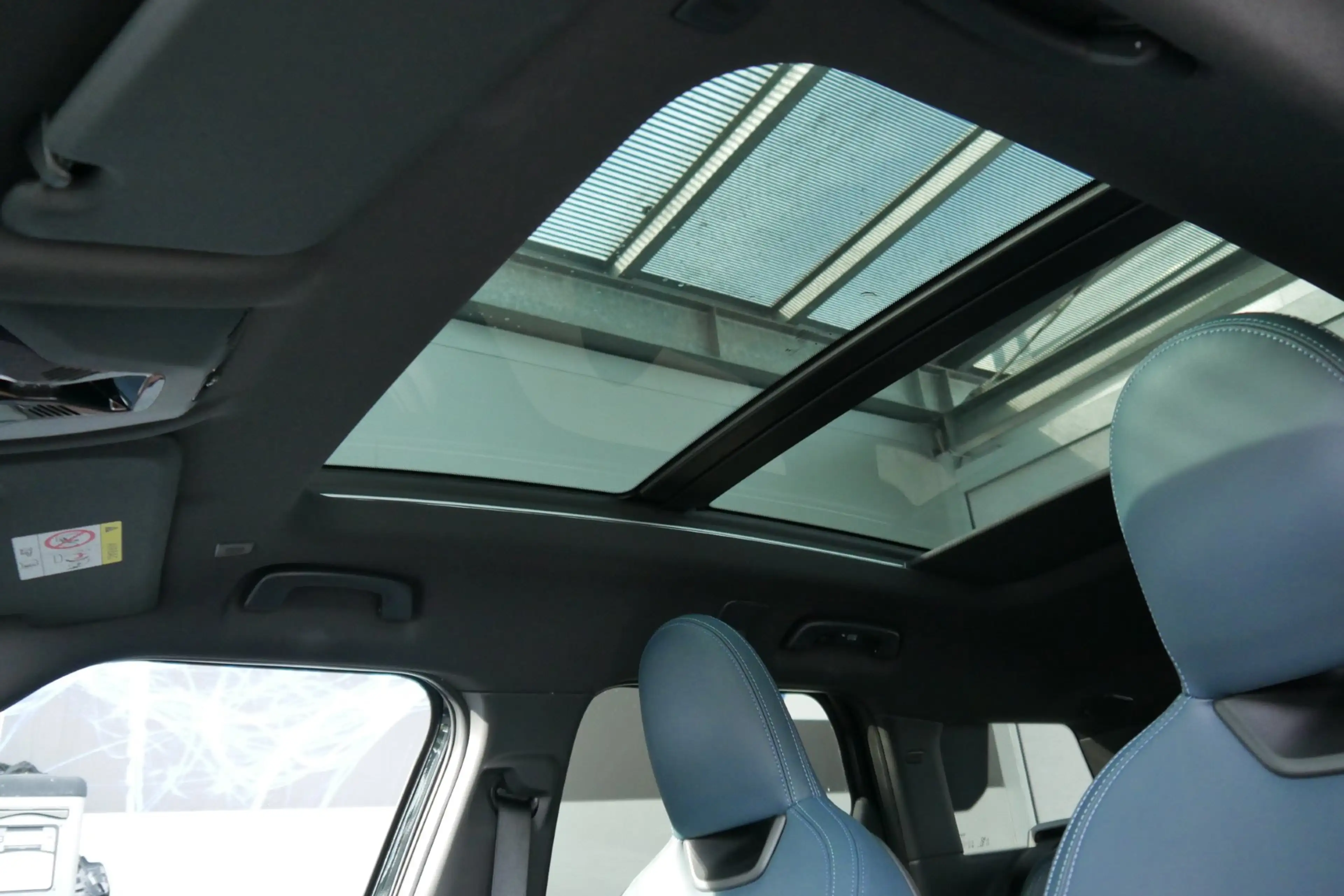 MINI Countryman C *Paket XL/HUD/Pano/AHK/JCW Sitz/Lenkradhzg./Memorysitz* — photo 14
