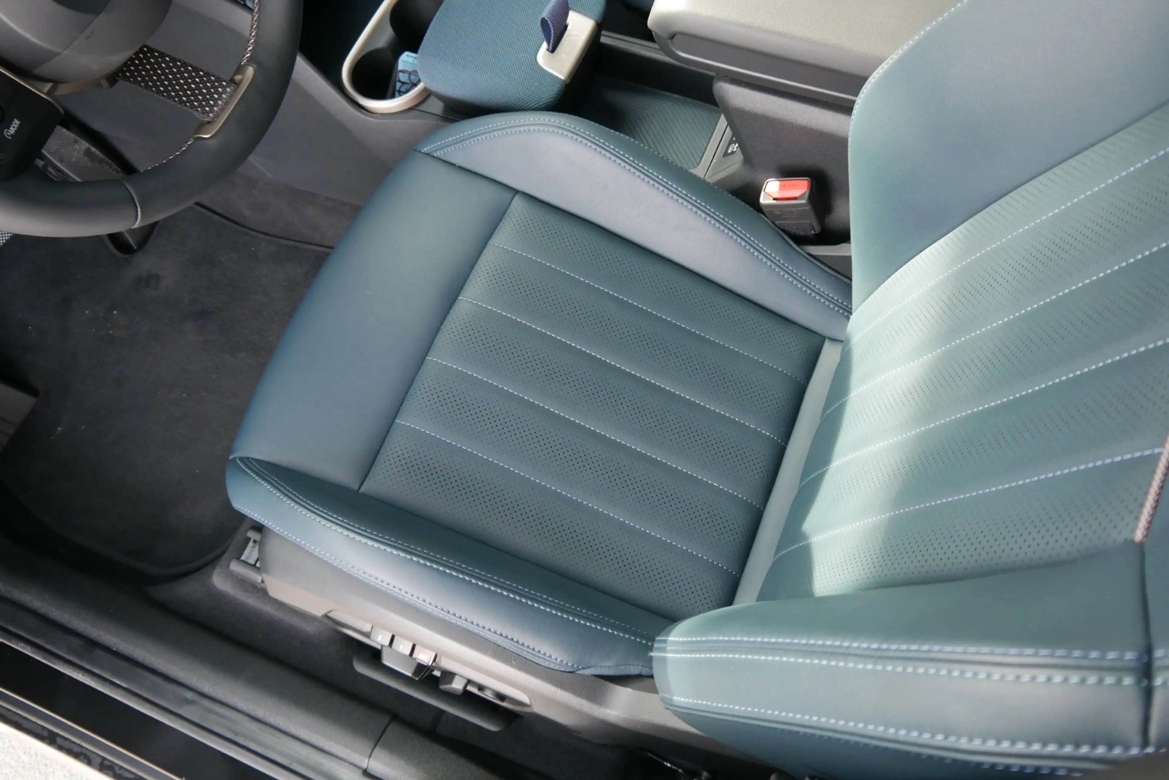 MINI Countryman C *Paket XL/HUD/Pano/AHK/JCW Sitz/Lenkradhzg./Memorysitz* — photo 12
