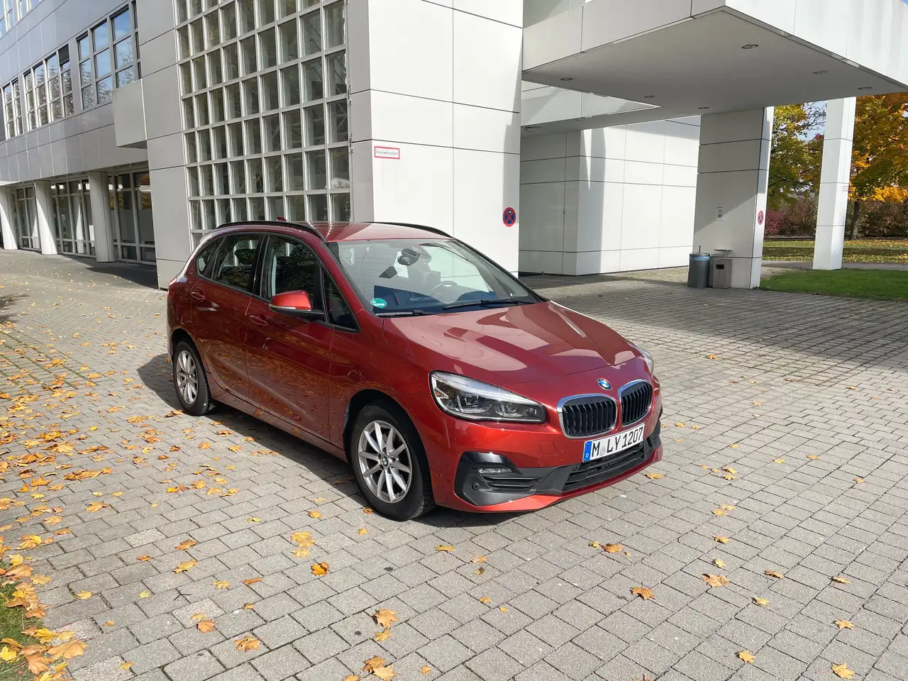 BMW 216