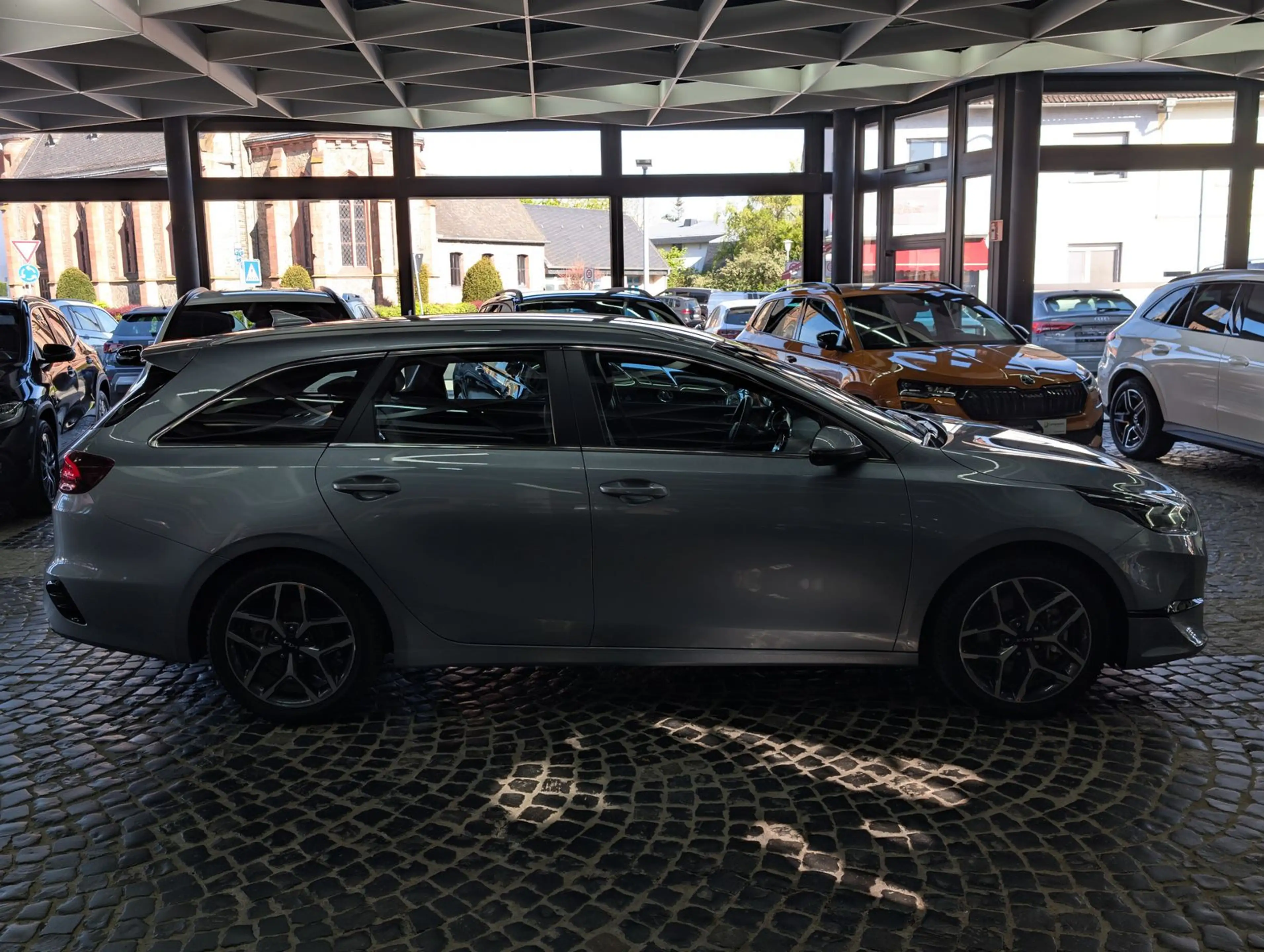 Kia Ceed / cee'd SW 1.5 Ultimate Style ACC JBL 7J-G. — photo 8