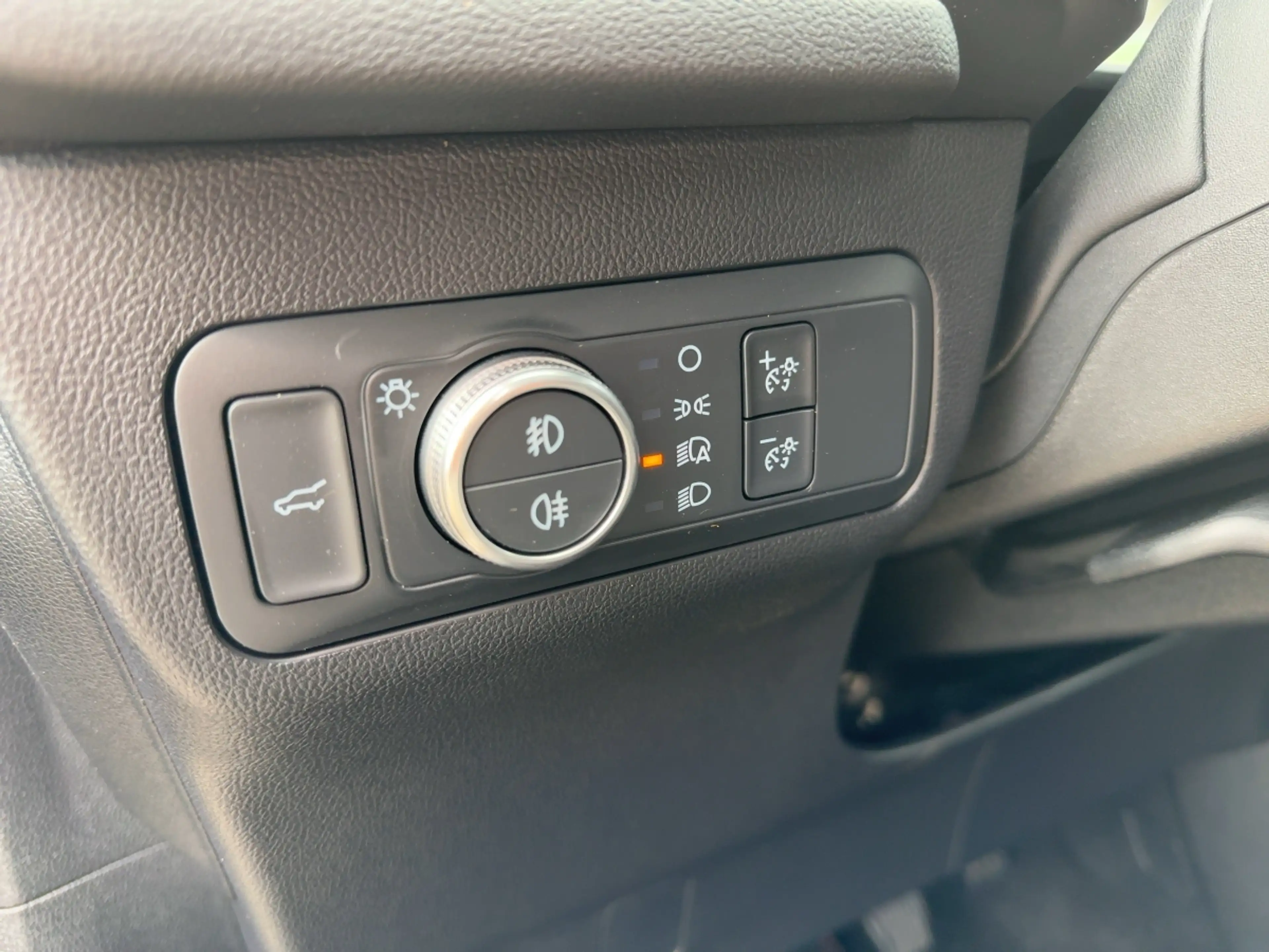 Ford Kuga ST-Line X LED+Navi+Kamera+Winterpaket — photo 14