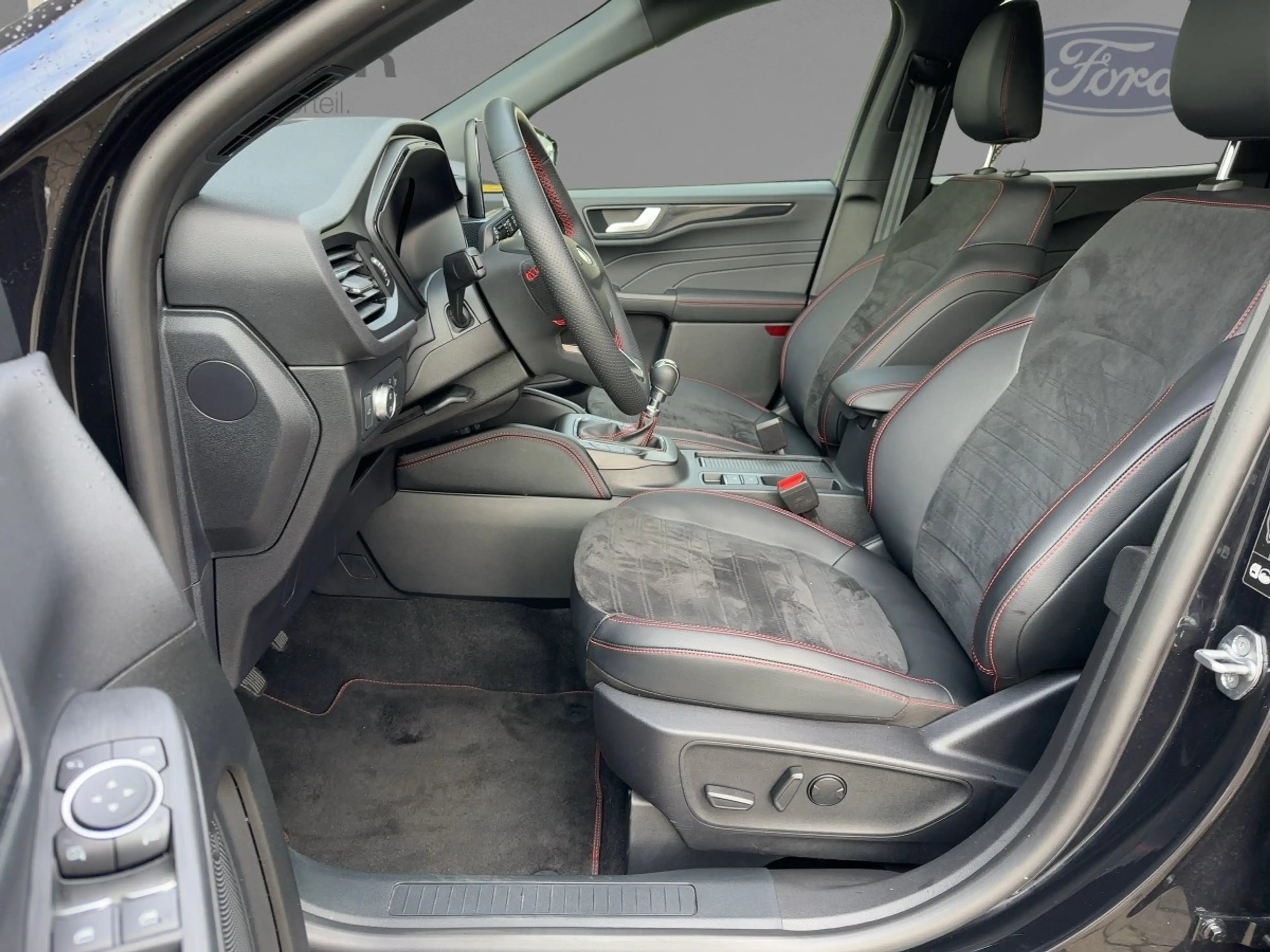 Ford Kuga ST-Line X LED+Navi+Kamera+Winterpaket — photo 8