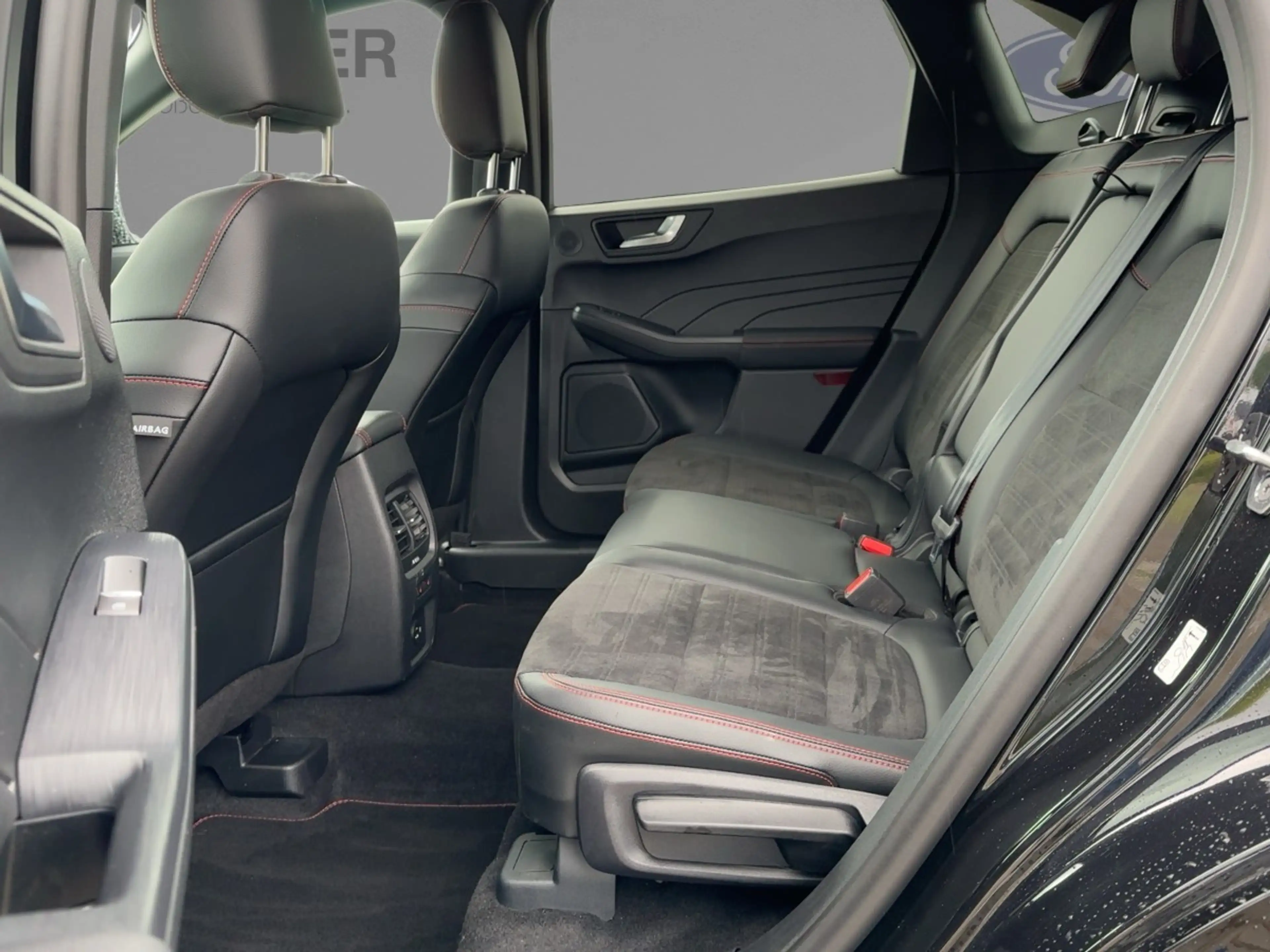 Ford Kuga ST-Line X LED+Navi+Kamera+Winterpaket — photo 15