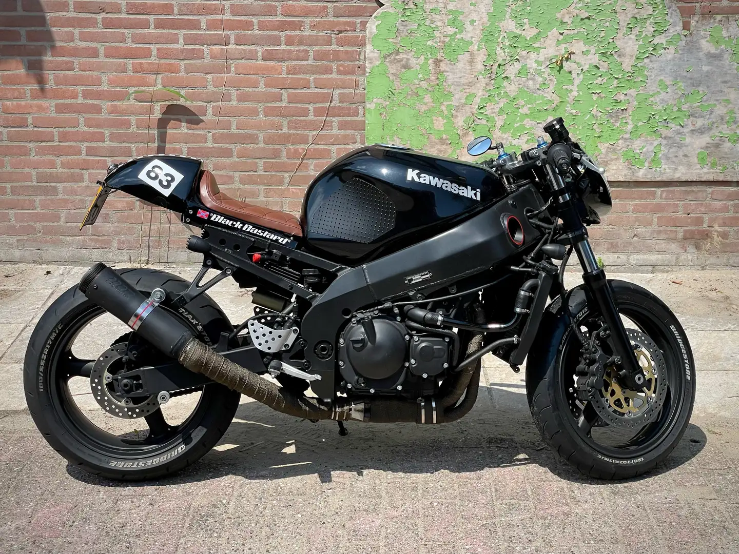 Kawasaki Ninja ZX-9R Full Custom - 1