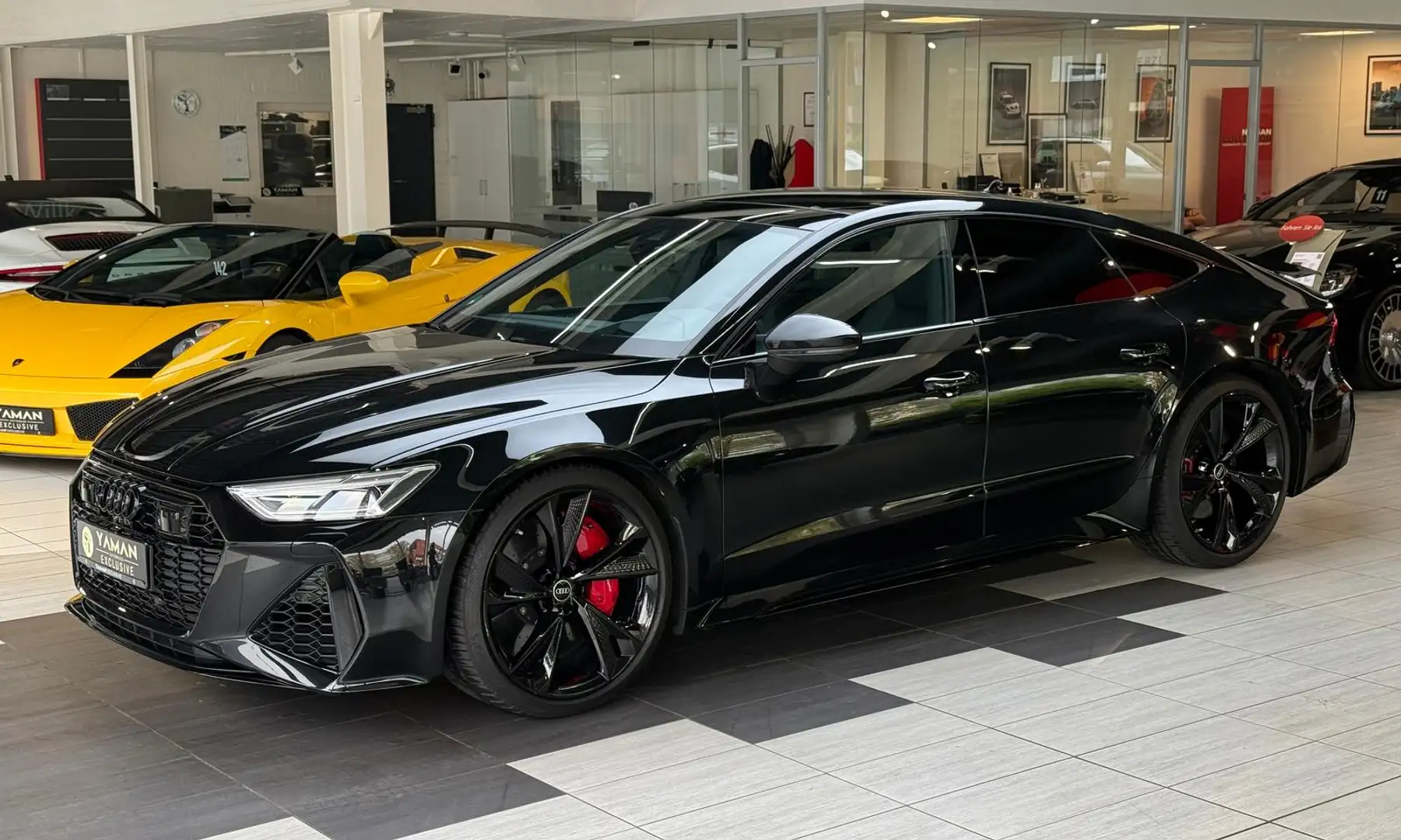 Audi RS7 4.0 TFSI quattro*Dynamik+*Pano*HuD*B&O*StHzg Schwarz - 2