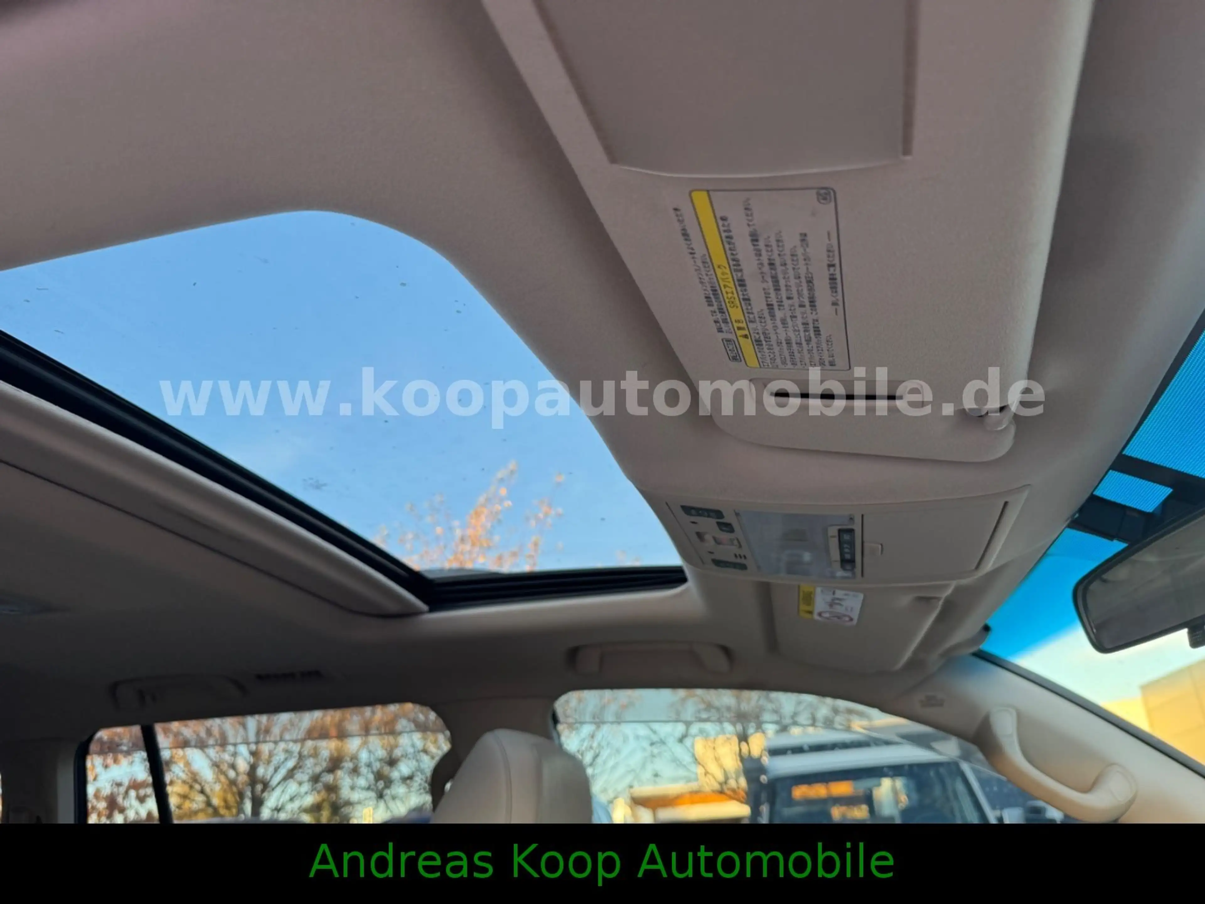 Toyota Land Cruiser 200 4.6 V8 Rechtslenker Top! — photo 13