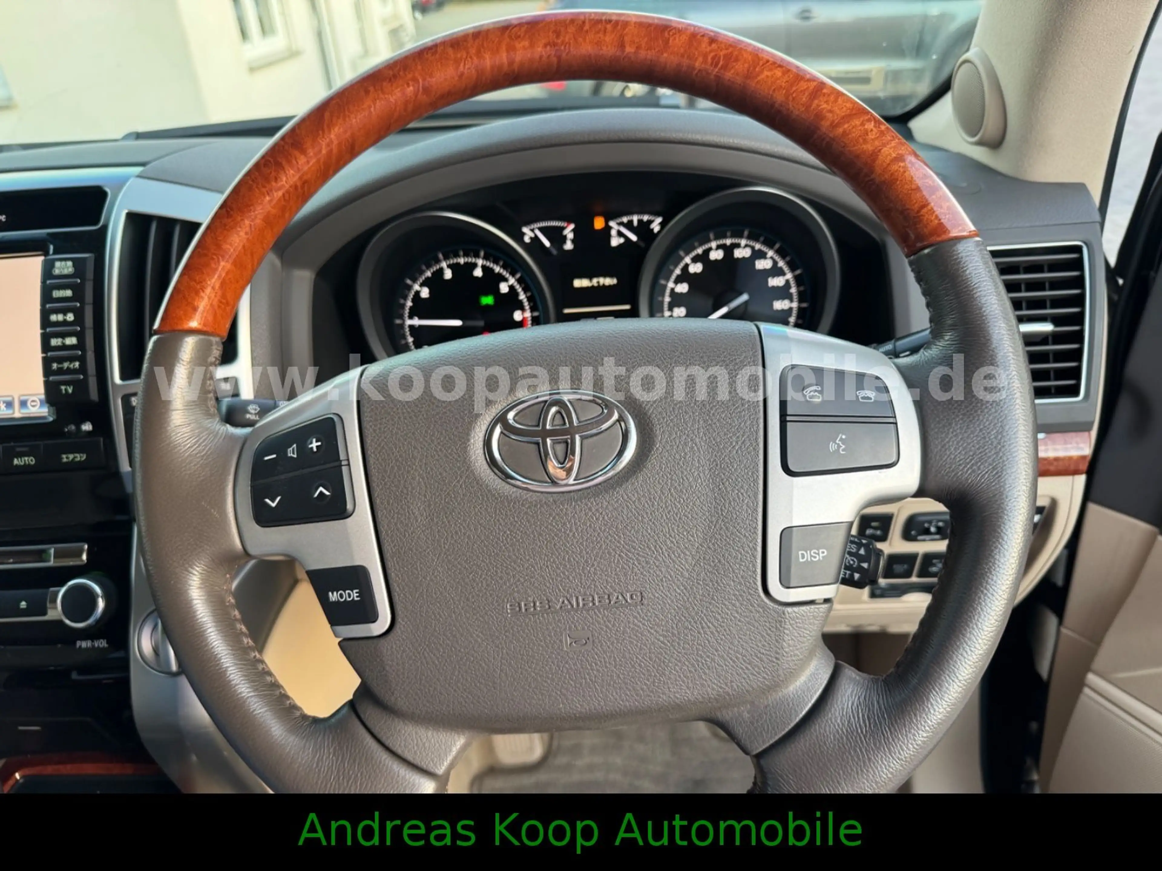 Toyota Land Cruiser 200 4.6 V8 Rechtslenker Top! — photo 8