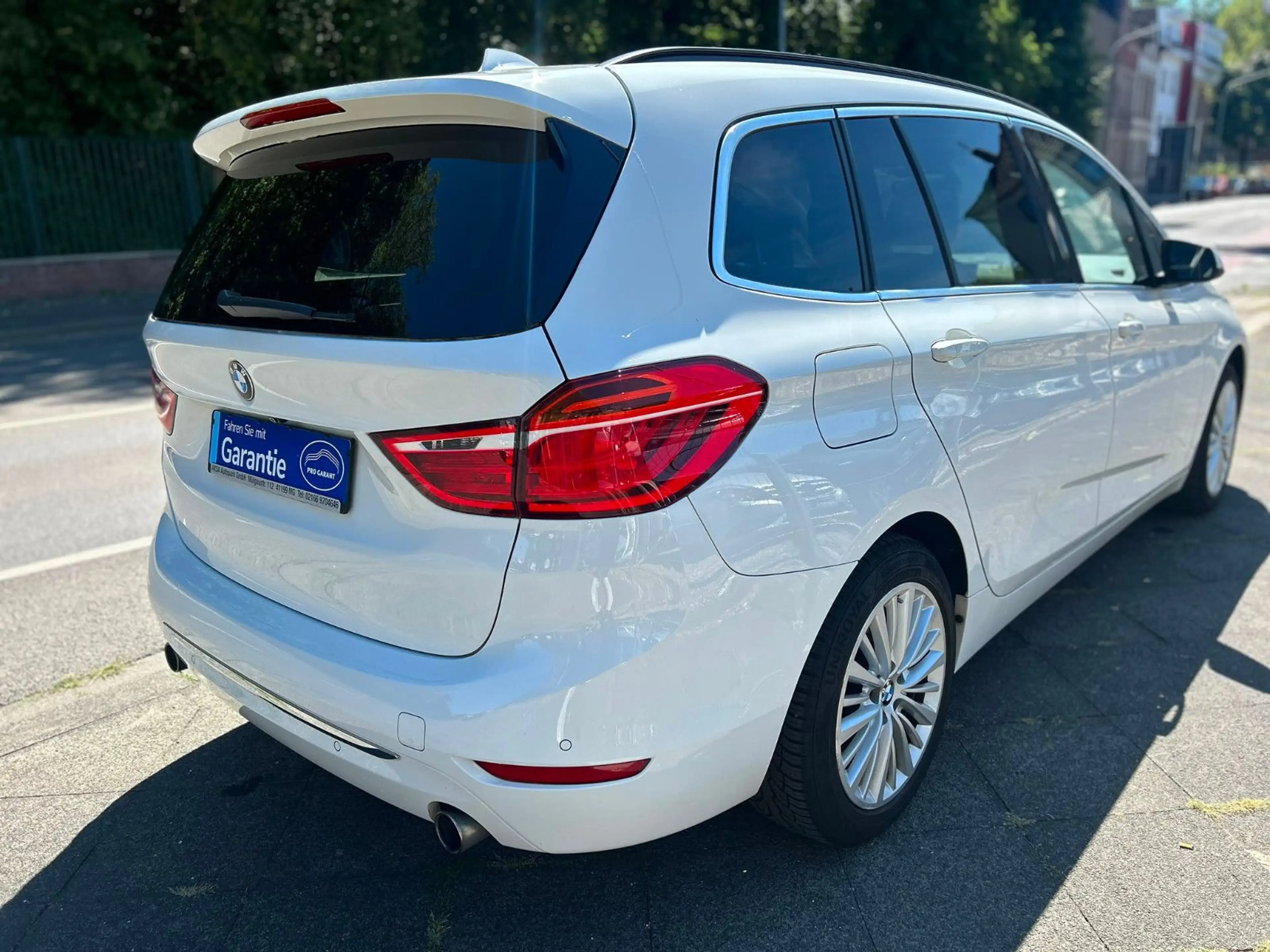 BMW 220 2 Gran Tourer 220 d xDrive Luxury Line — photo 5