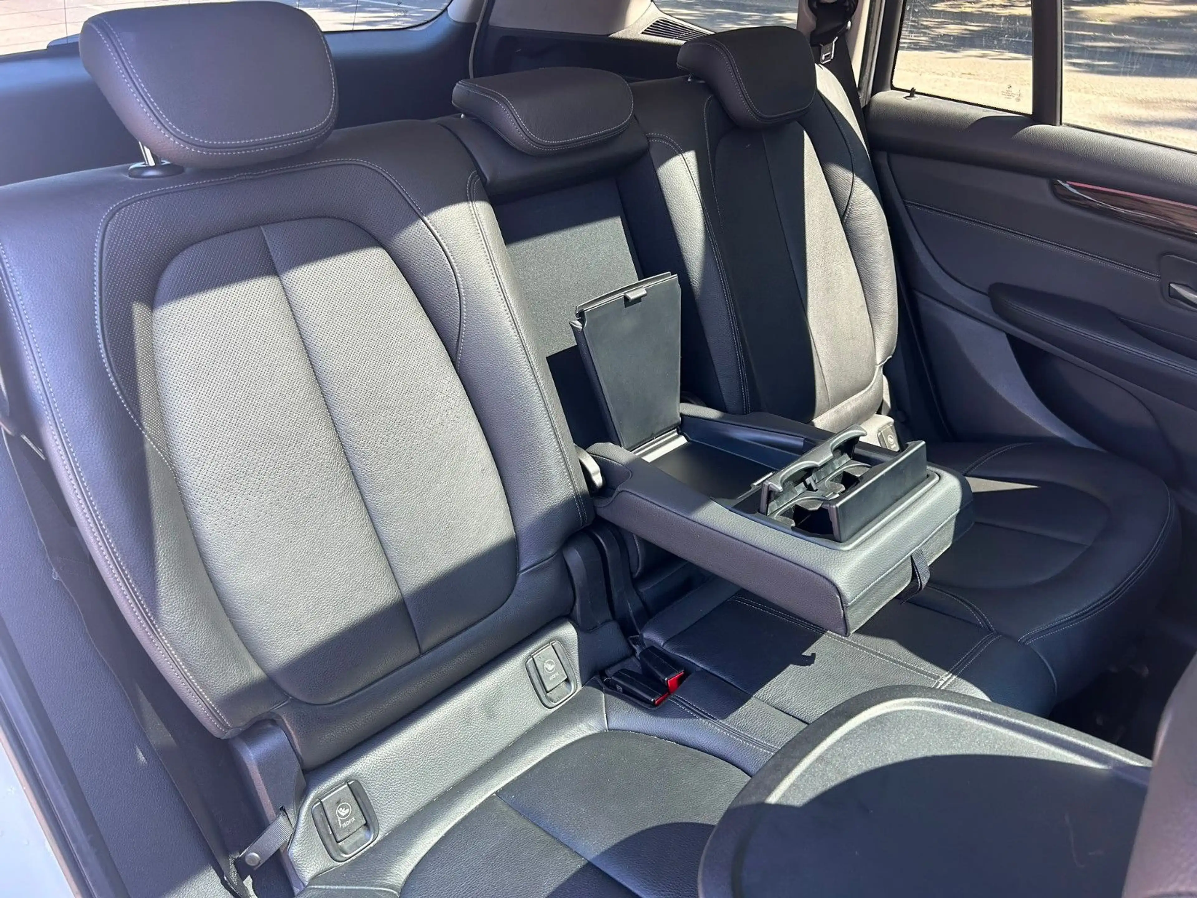 BMW 220 2 Gran Tourer 220 d xDrive Luxury Line — photo 9